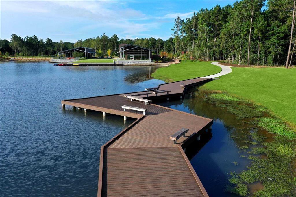 5 acre peddle boat lake! - If you have additional questions regarding 17444 Chestnut Cove Drive  in Conroe or would like to tour the property with us call 800-660-1022 and reference MLS# 31603065.