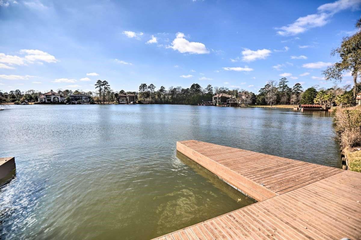 The view of the Lake - If you have additional questions regarding 14902 Diamondhead Road  in Conroe or would like to tour the property with us call 800-660-1022 and reference MLS# 78088160.