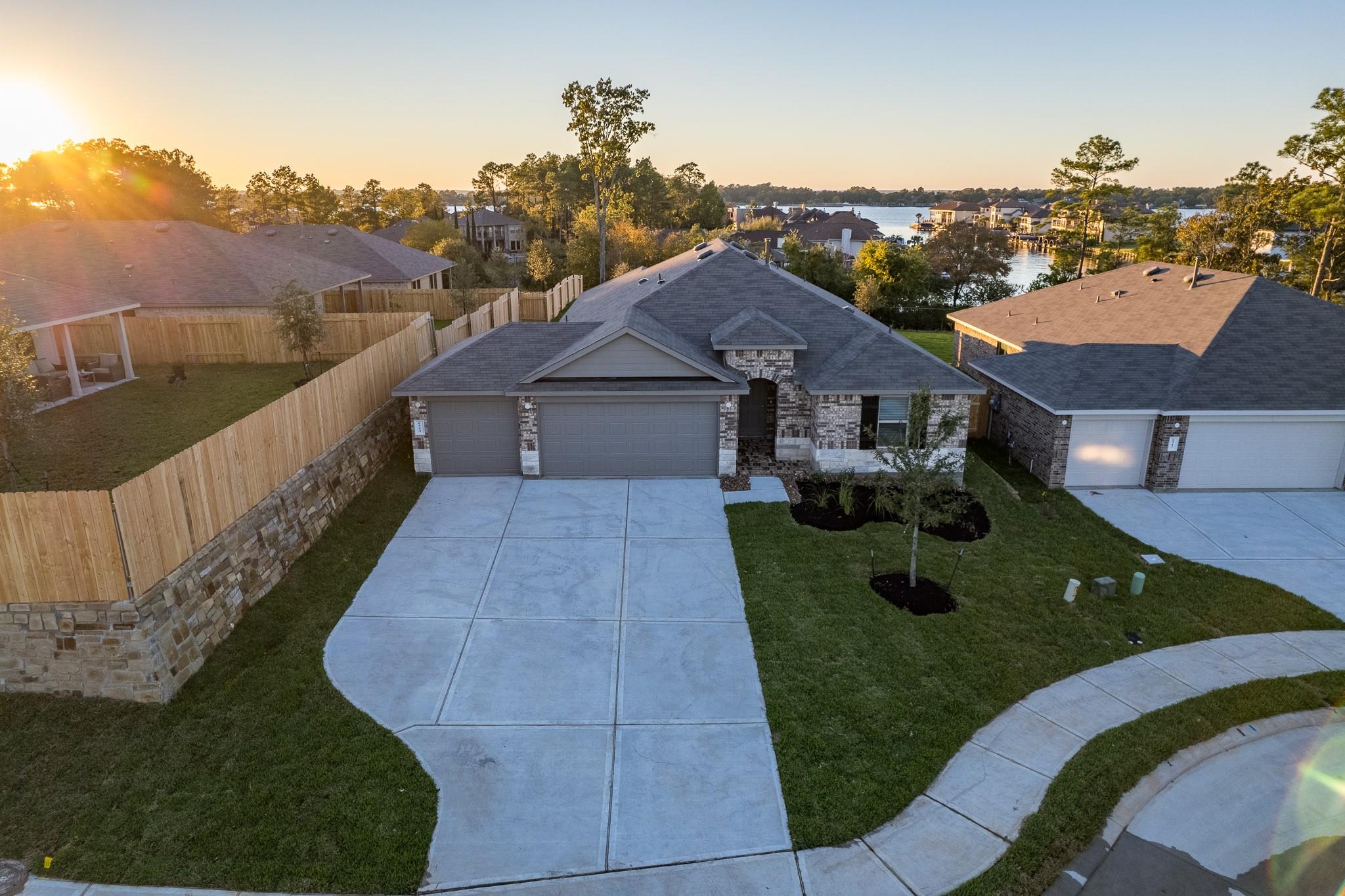 If you have additional questions regarding 6513 Wild Cilliment Court  in Conroe or would like to tour the property with us call 800-660-1022 and reference MLS# 88190472.
