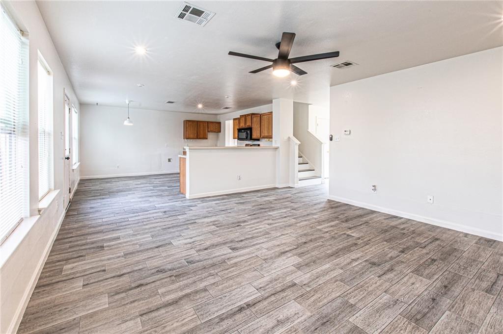 137 DANDELION Loop Loop Kyle TX 78640