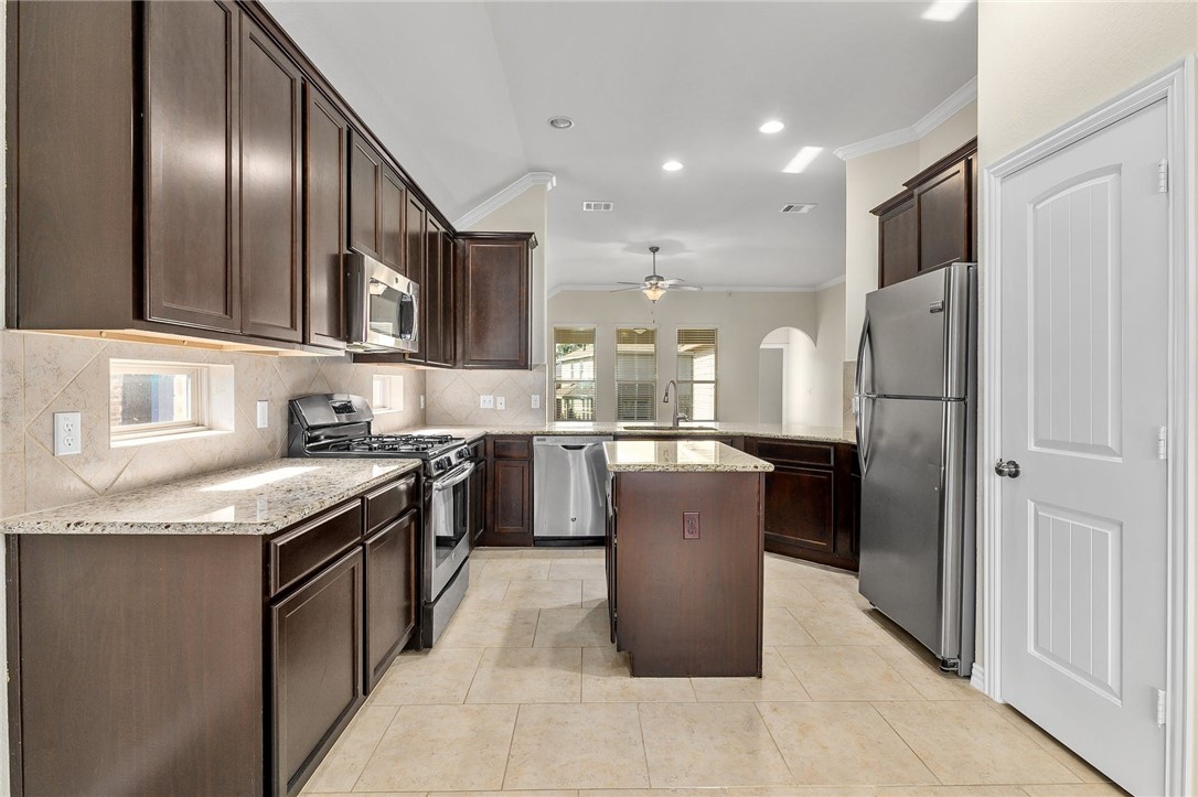 If you have additional questions regarding 805 Allende Bend  in Austin or would like to tour the property with us call 800-660-1022 and reference MLS# 6512675.