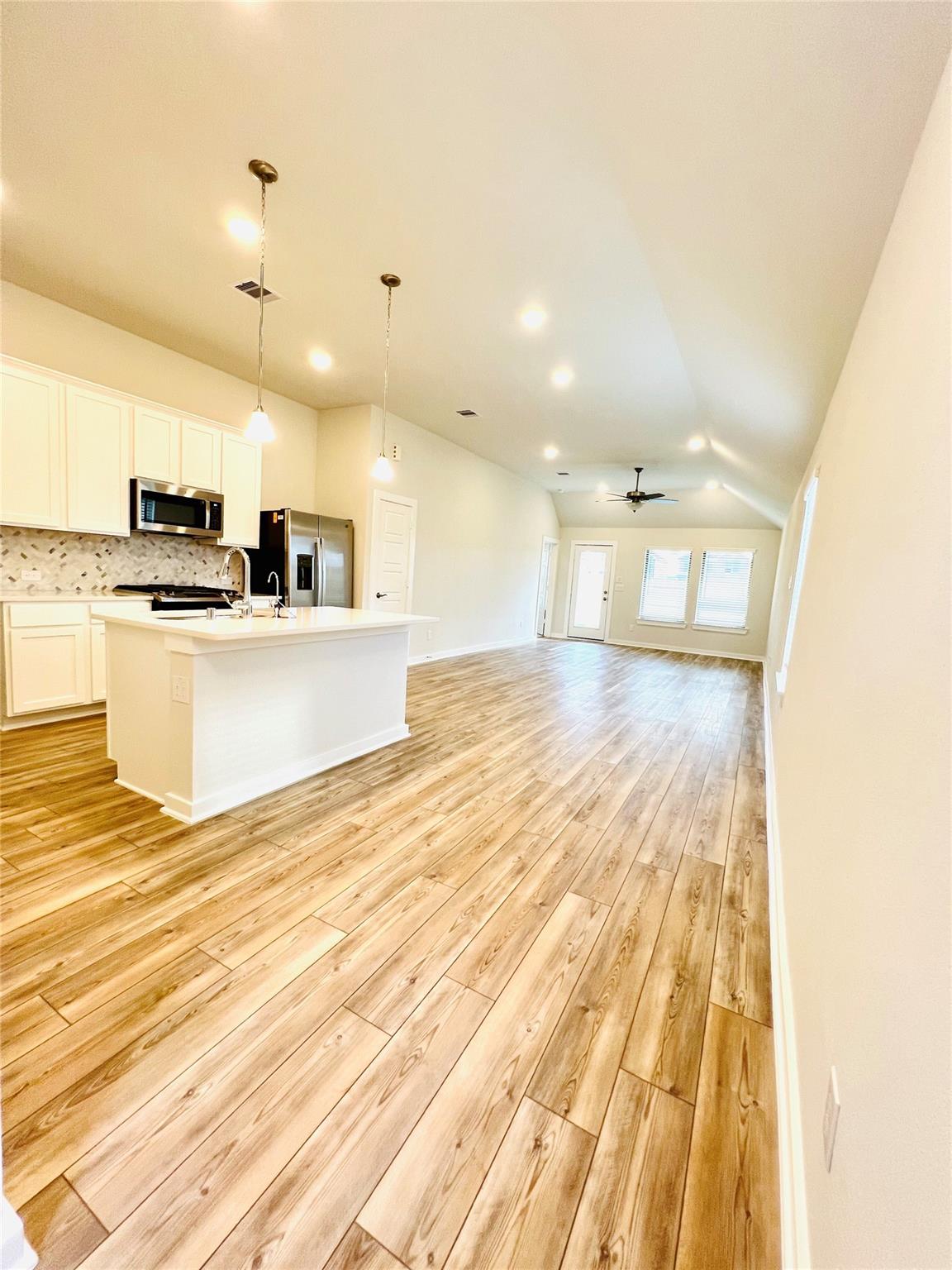 If you have additional questions regarding 10646 Whitejacket  in Conroe or would like to tour the property with us call 800-660-1022 and reference MLS# 74837650.