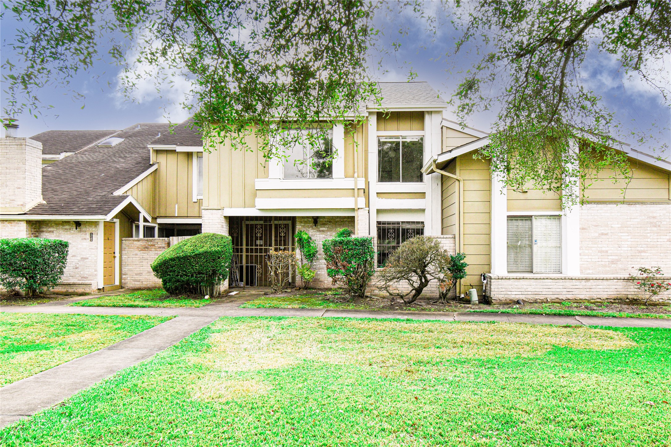 If you have additional questions regarding 12145 Bob White Drive  in Houston or would like to tour the property with us call 800-660-1022 and reference MLS# 44616371.