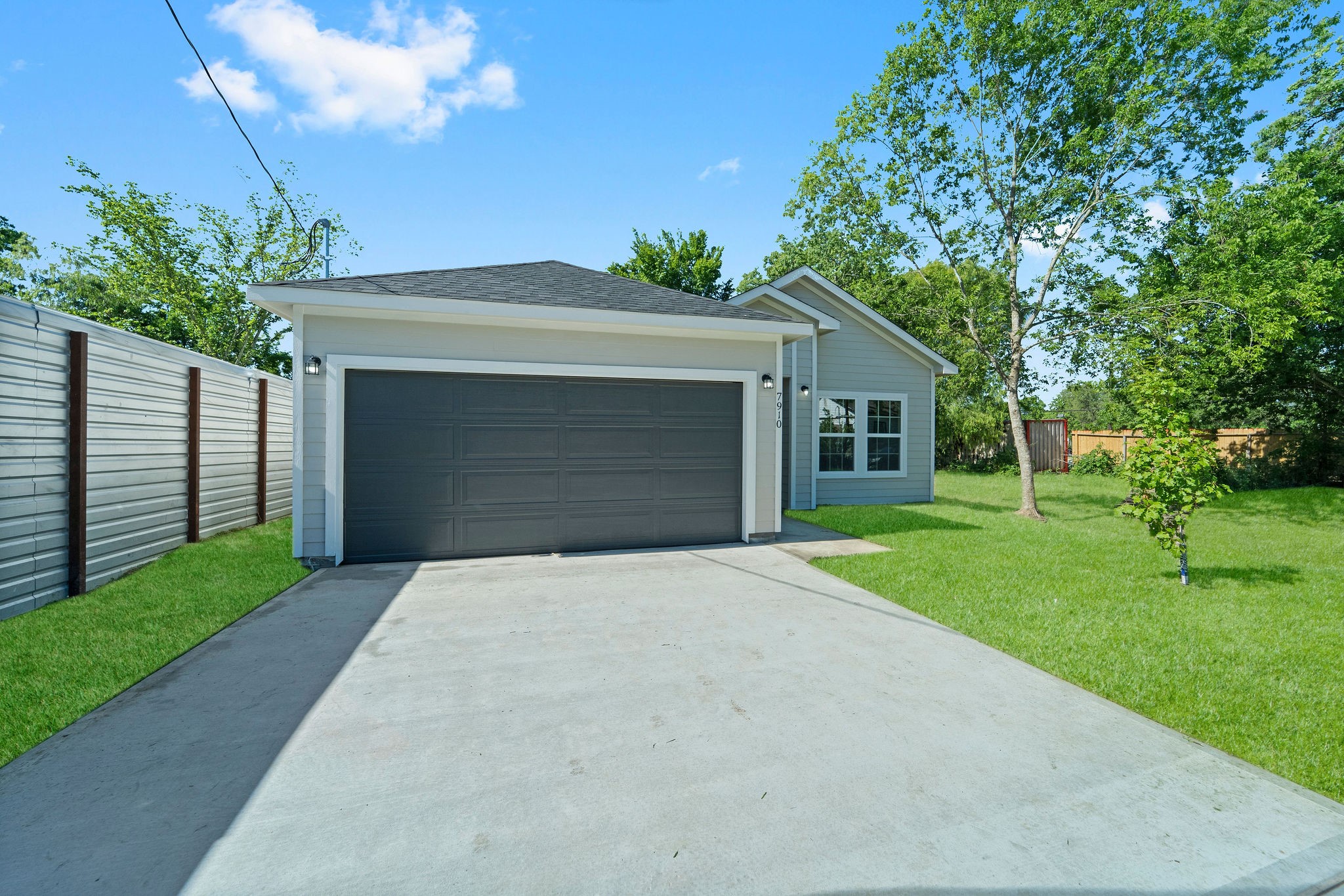8118 Safebuy Street Street Houston TX 77028