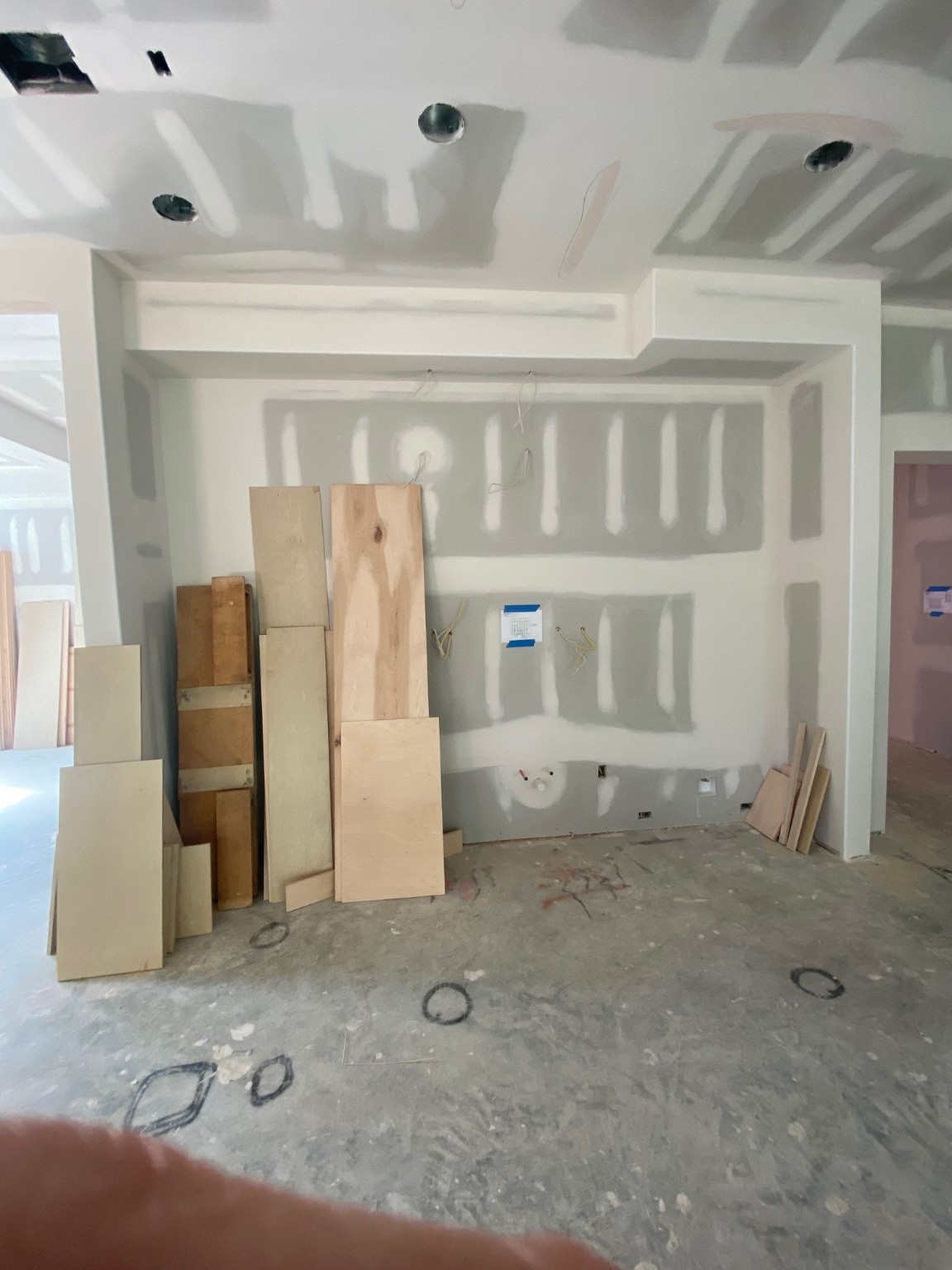 Custom cabinetry wall to create the dry bar area. Photo taken September 24, 2022 - If you have additional questions regarding 2224 North Boulevard  in Houston or would like to tour the property with us call 800-660-1022 and reference MLS# 6834146.
