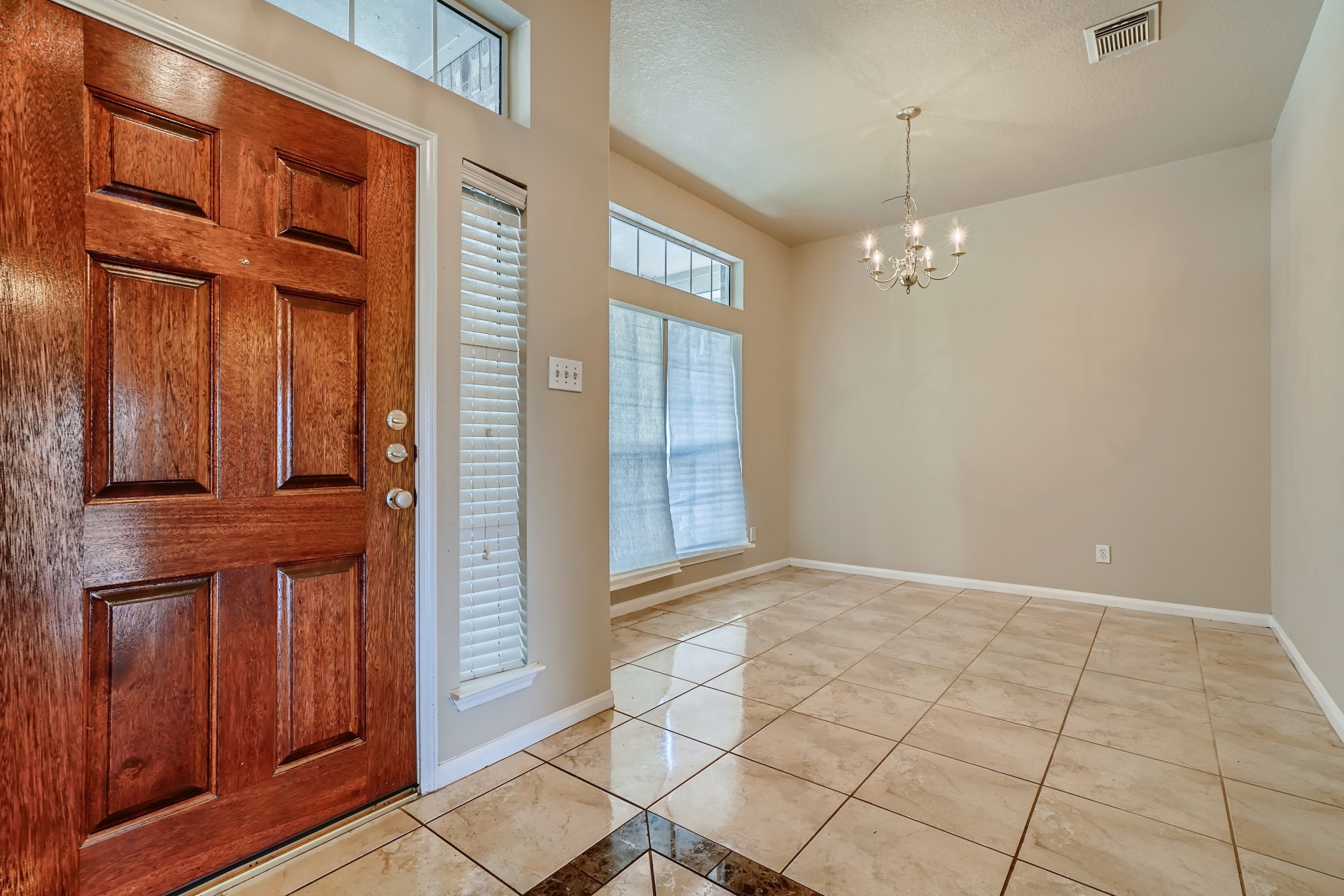If you have additional questions regarding 5219 Natasha Run Lane  in Houston or would like to tour the property with us call 800-660-1022 and reference MLS# 90075414.