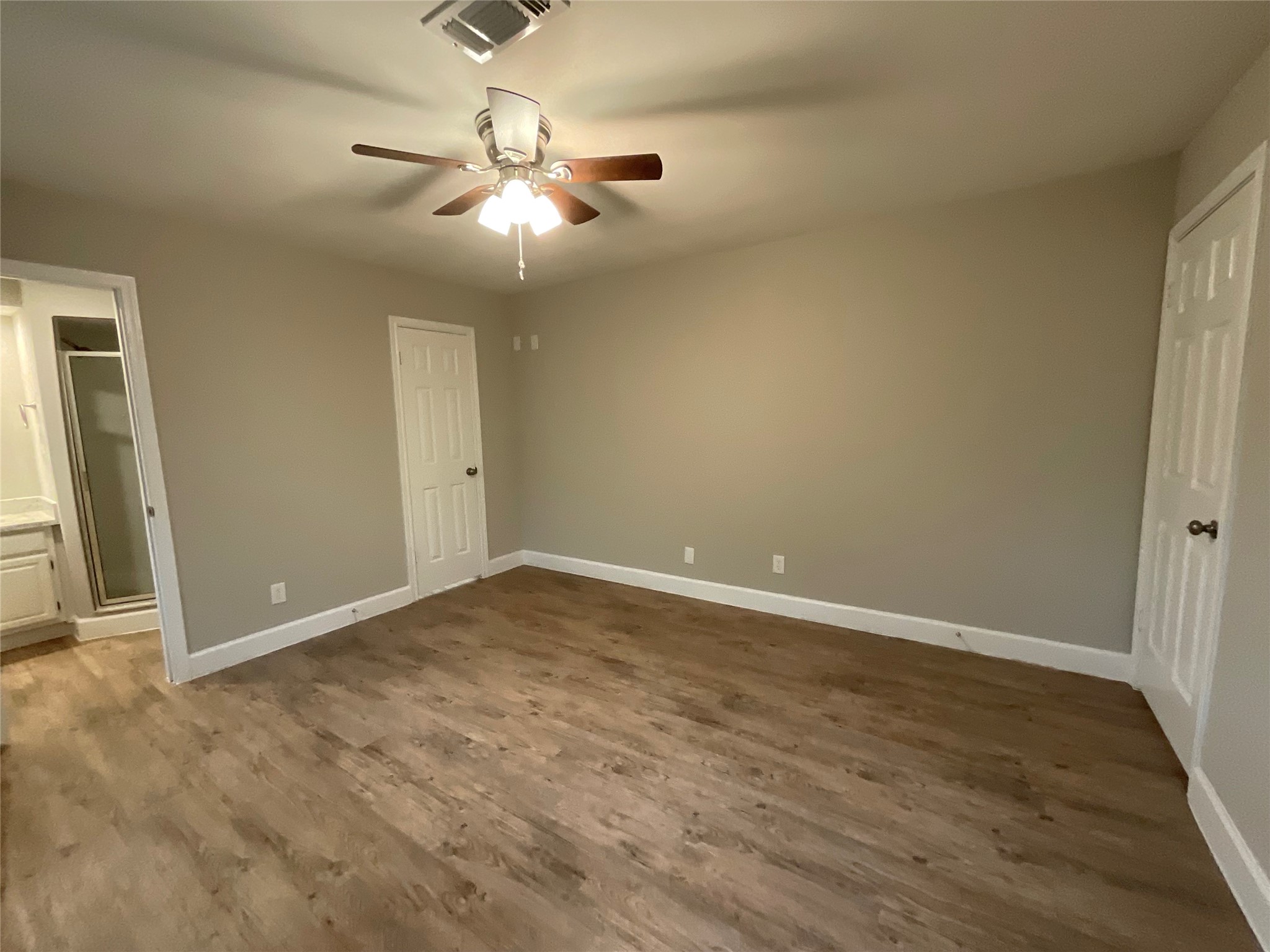 Primary Bedroom - If you have additional questions regarding 22411 Kenchester Drive  in Houston or would like to tour the property with us call 800-660-1022 and reference MLS# 39566226.