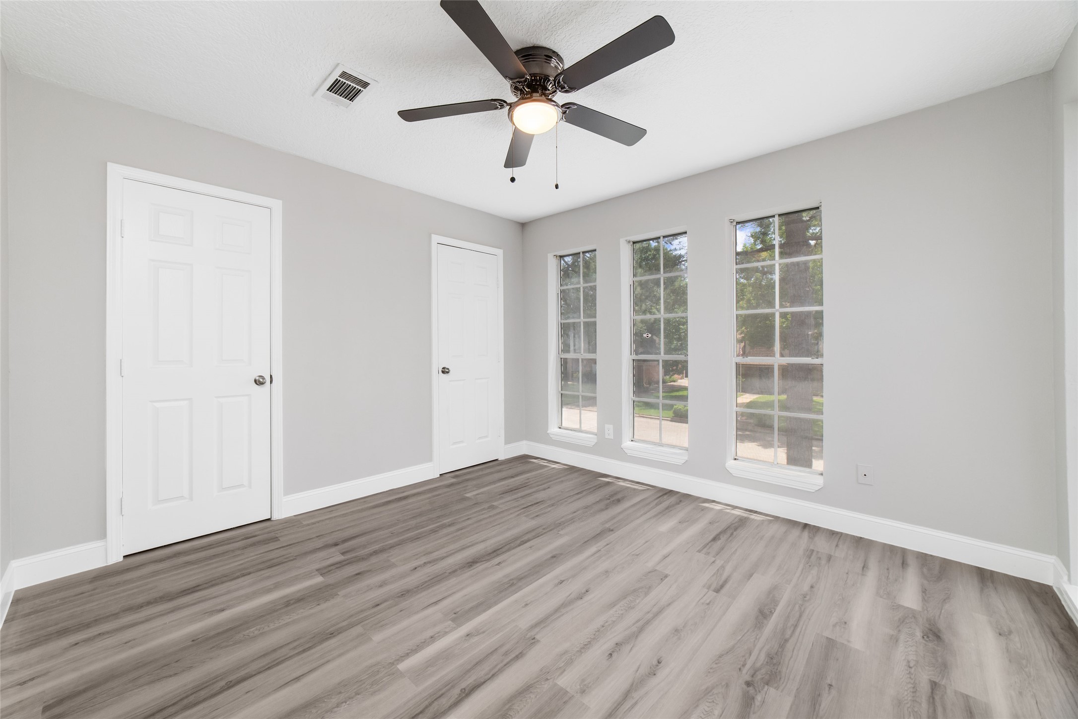 4th Bedroom - If you have additional questions regarding 22506 Wetherburn Lane  in Katy or would like to tour the property with us call 800-660-1022 and reference MLS# 96980135.