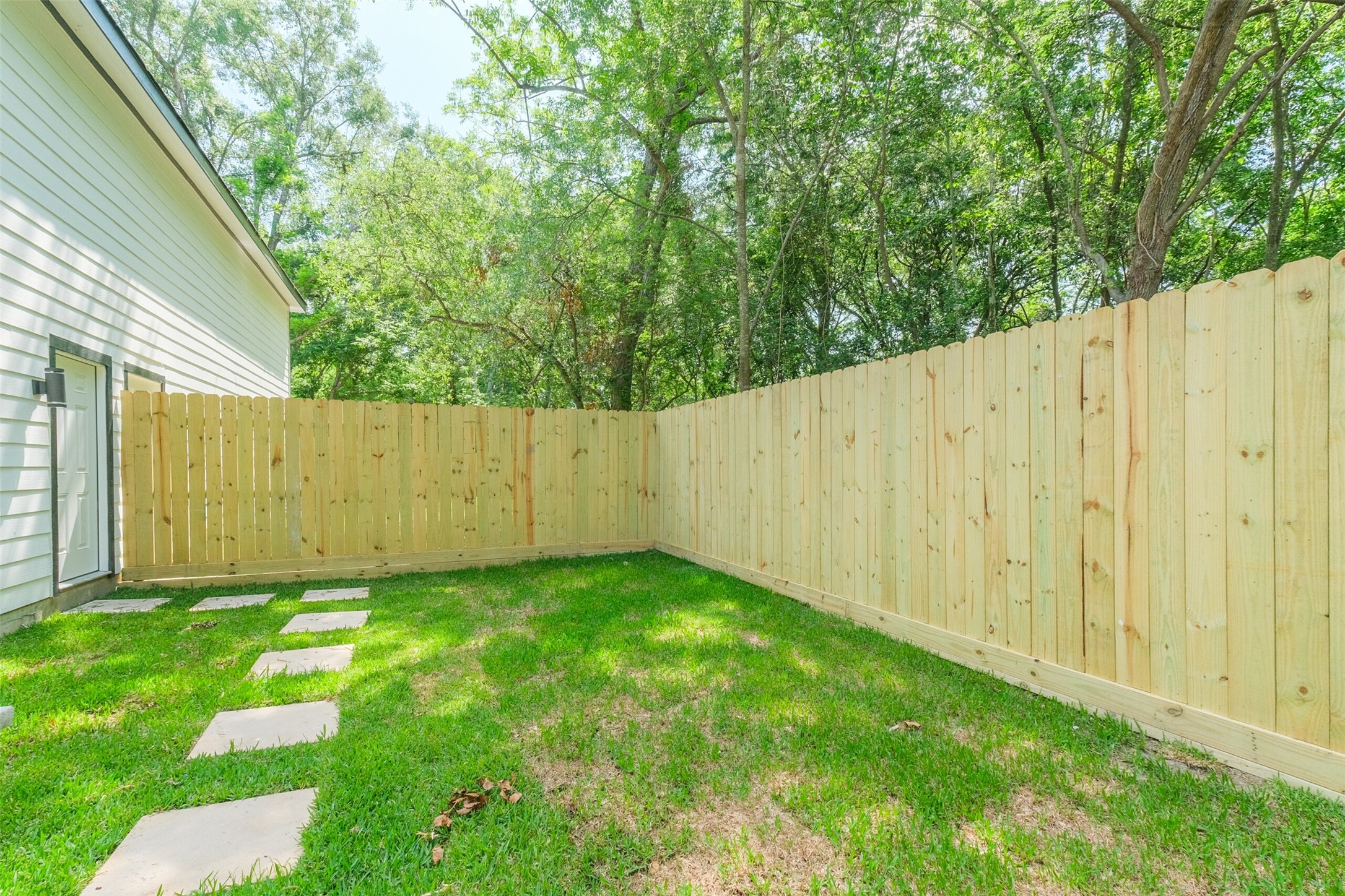 7202 Sandle Street Street Houston TX 77088