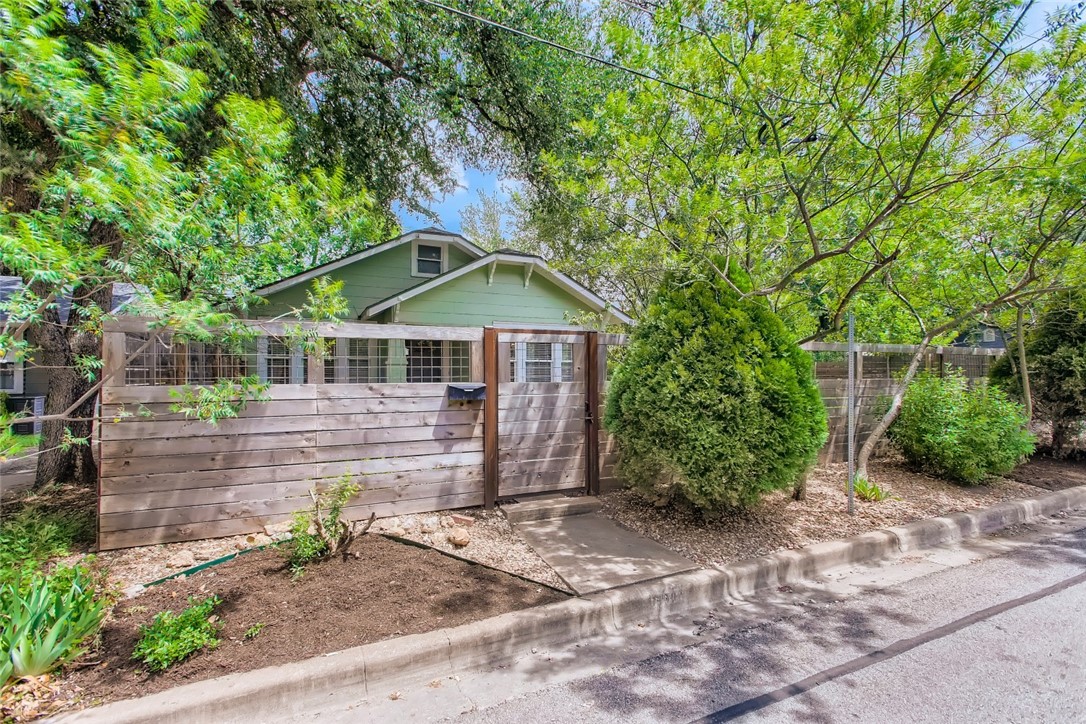 If you have additional questions regarding 3901 Becker Avenue  in Austin or would like to tour the property with us call 800-660-1022 and reference MLS# 1829526.