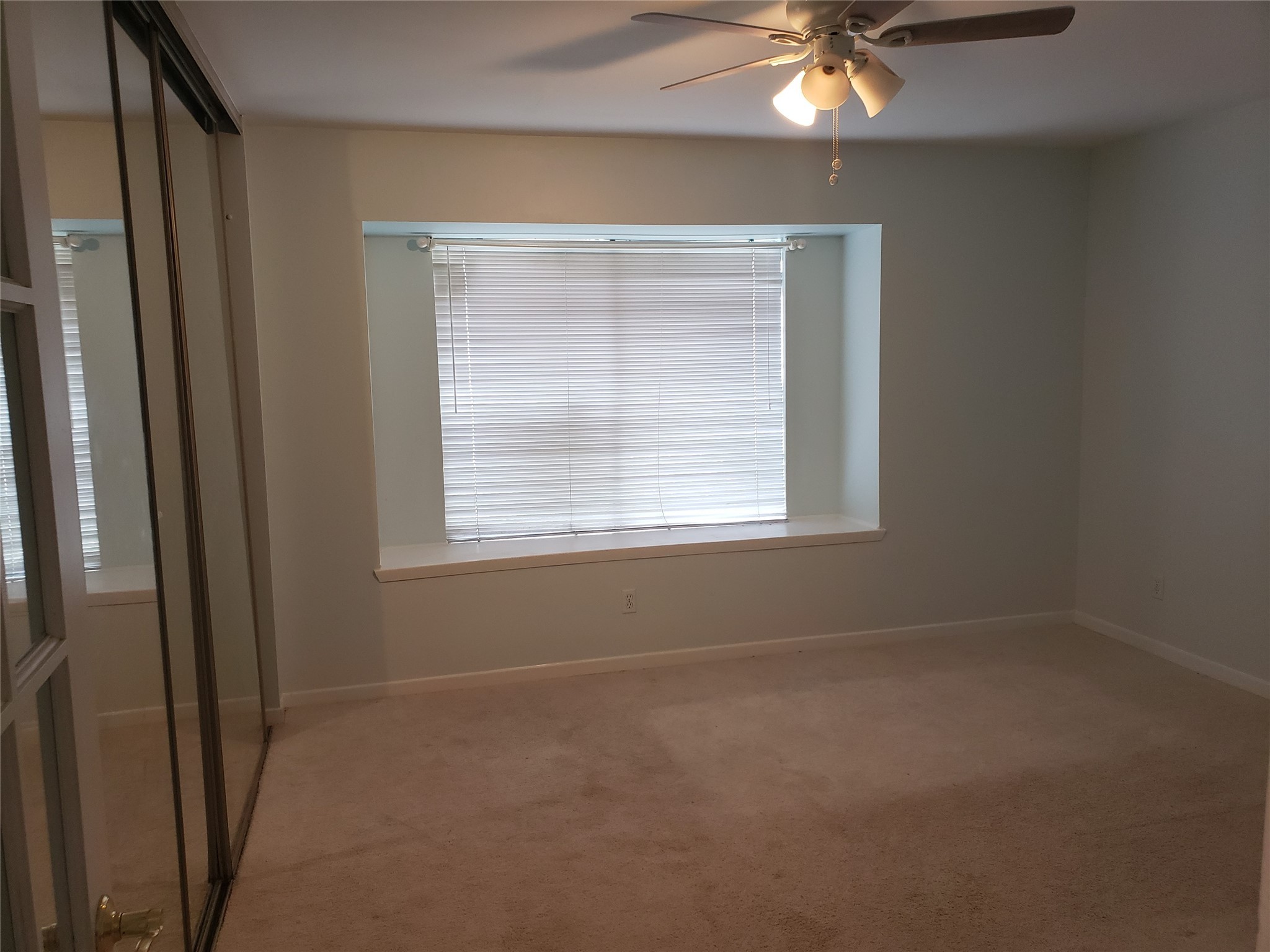 large bedroom #2 - If you have additional questions regarding 3023 Garden Lane  in Sugar Land or would like to tour the property with us call 800-660-1022 and reference MLS# 51210785.
