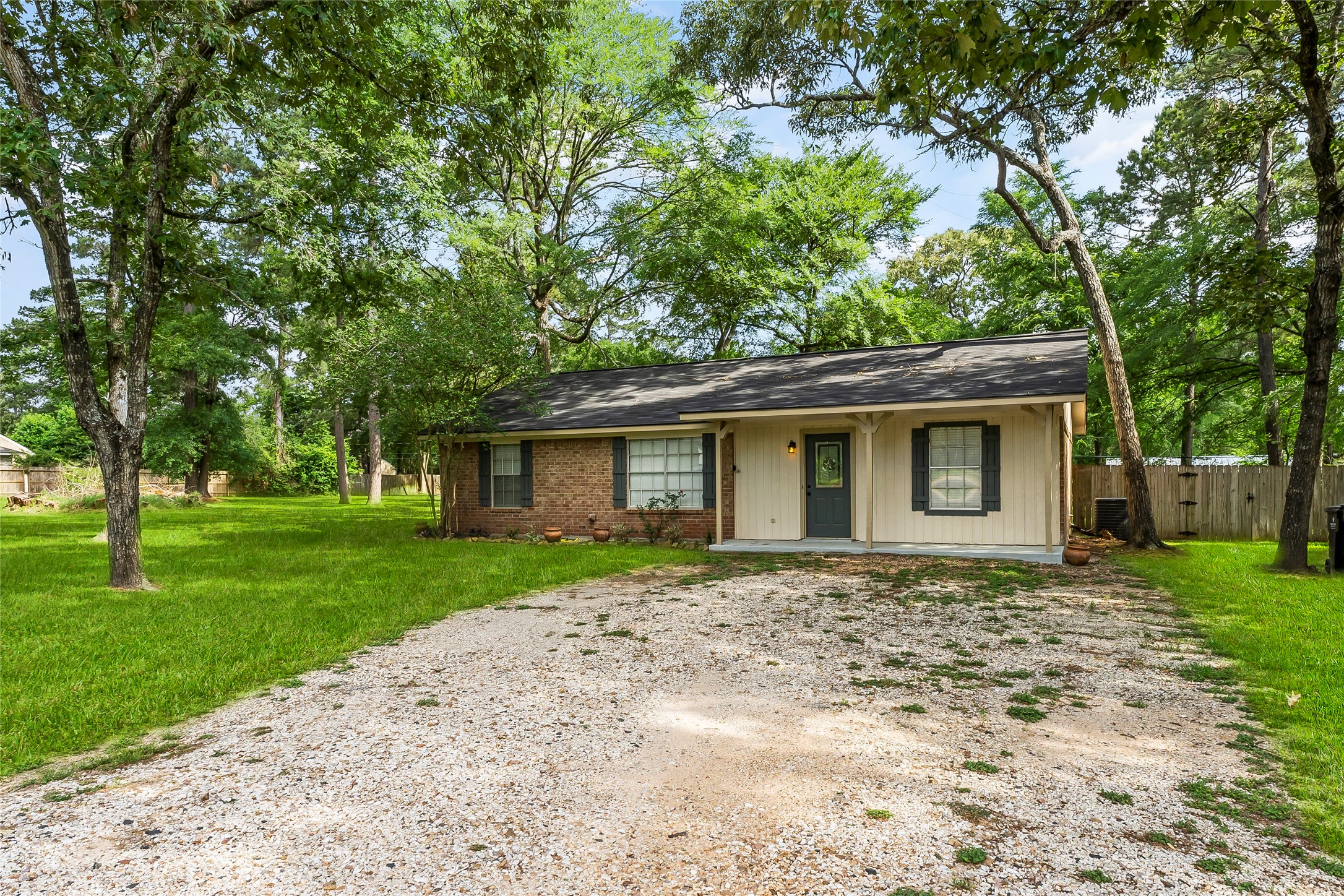 16306 Walnut Springs - If you have additional questions regarding 16306 Walnut Springs Lane  in Magnolia or would like to tour the property with us call 800-660-1022 and reference MLS# 53533306.