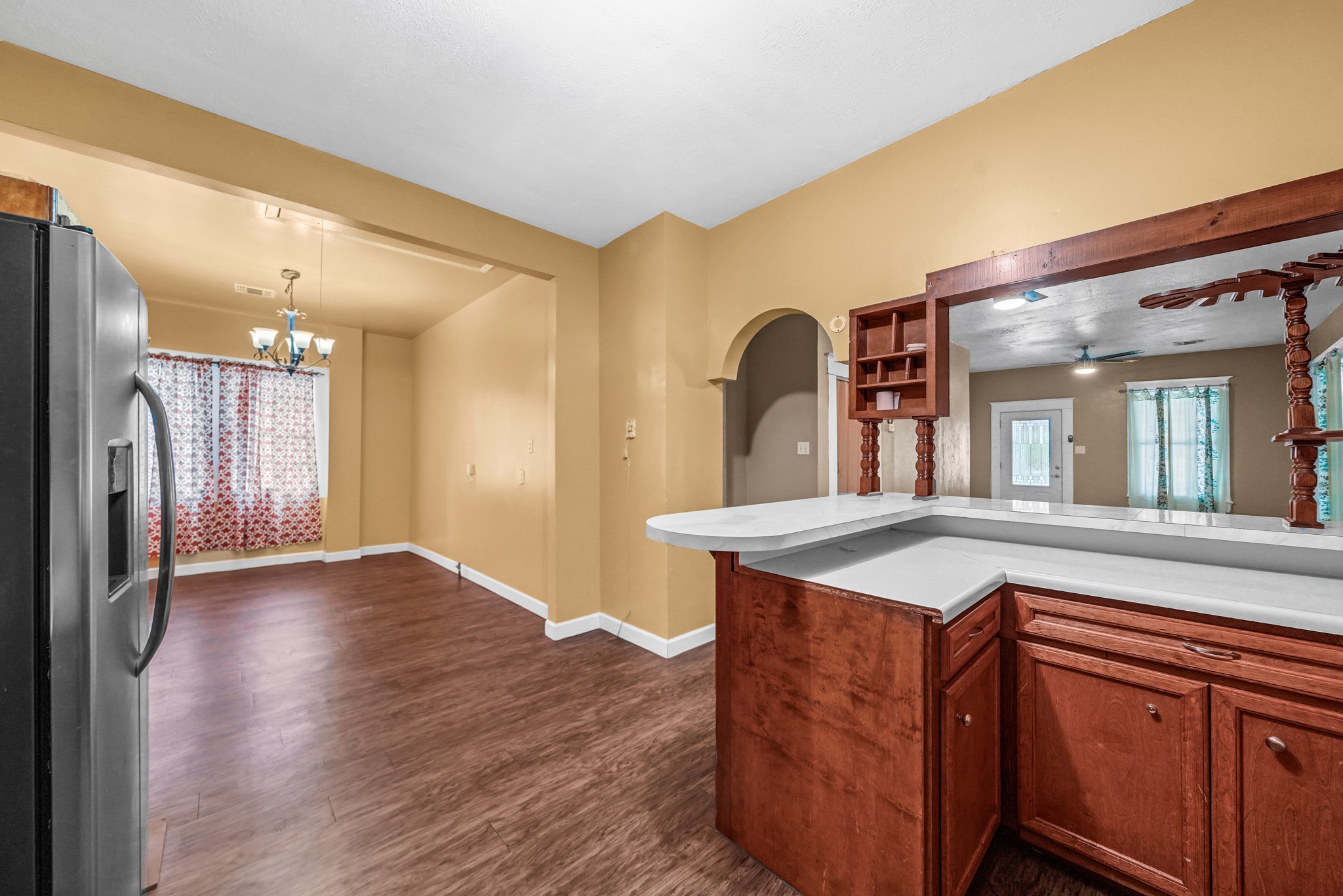 kitchen and view into the dining area - If you have additional questions regarding 1812 Mckee Street  in Houston or would like to tour the property with us call 800-660-1022 and reference MLS# 15289391.
