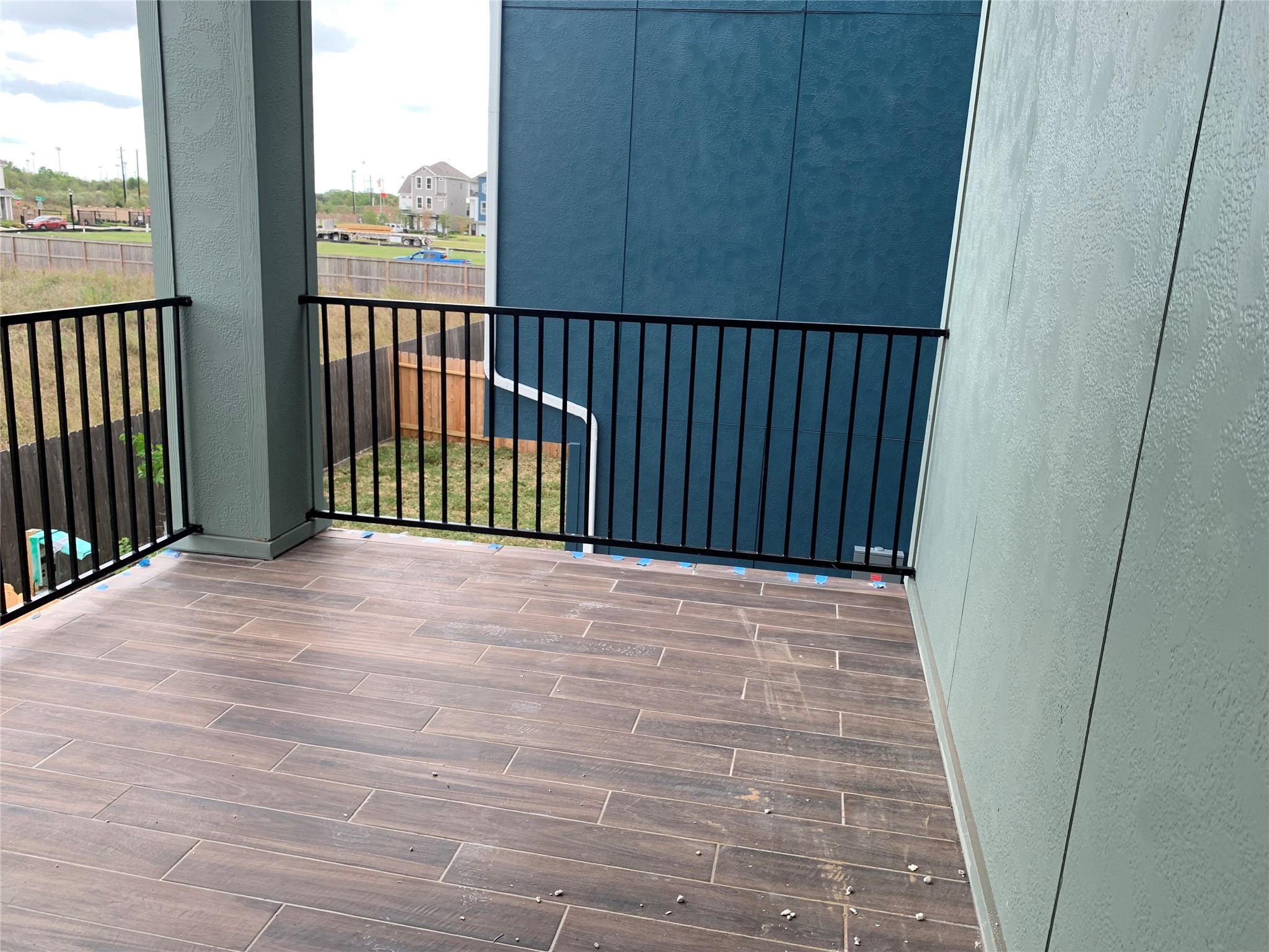 2nd floor covered patio (*Photo not of actual home and used for illustration purposes only.) - If you have additional questions regarding 11907 Eastgrove Park Way  in Houston or would like to tour the property with us call 800-660-1022 and reference MLS# 87814508.