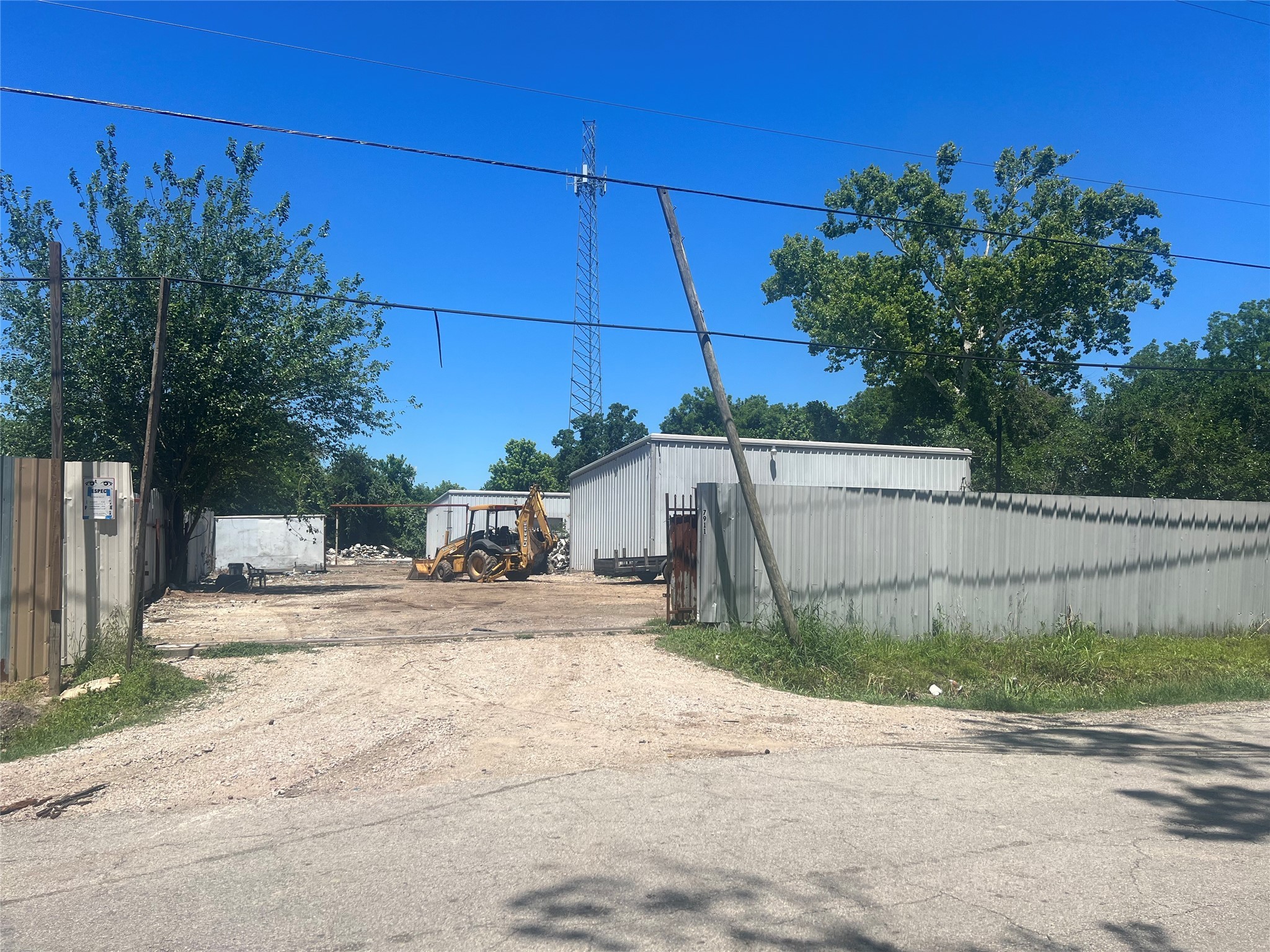 312 W Canino Road Road Houston TX 77037