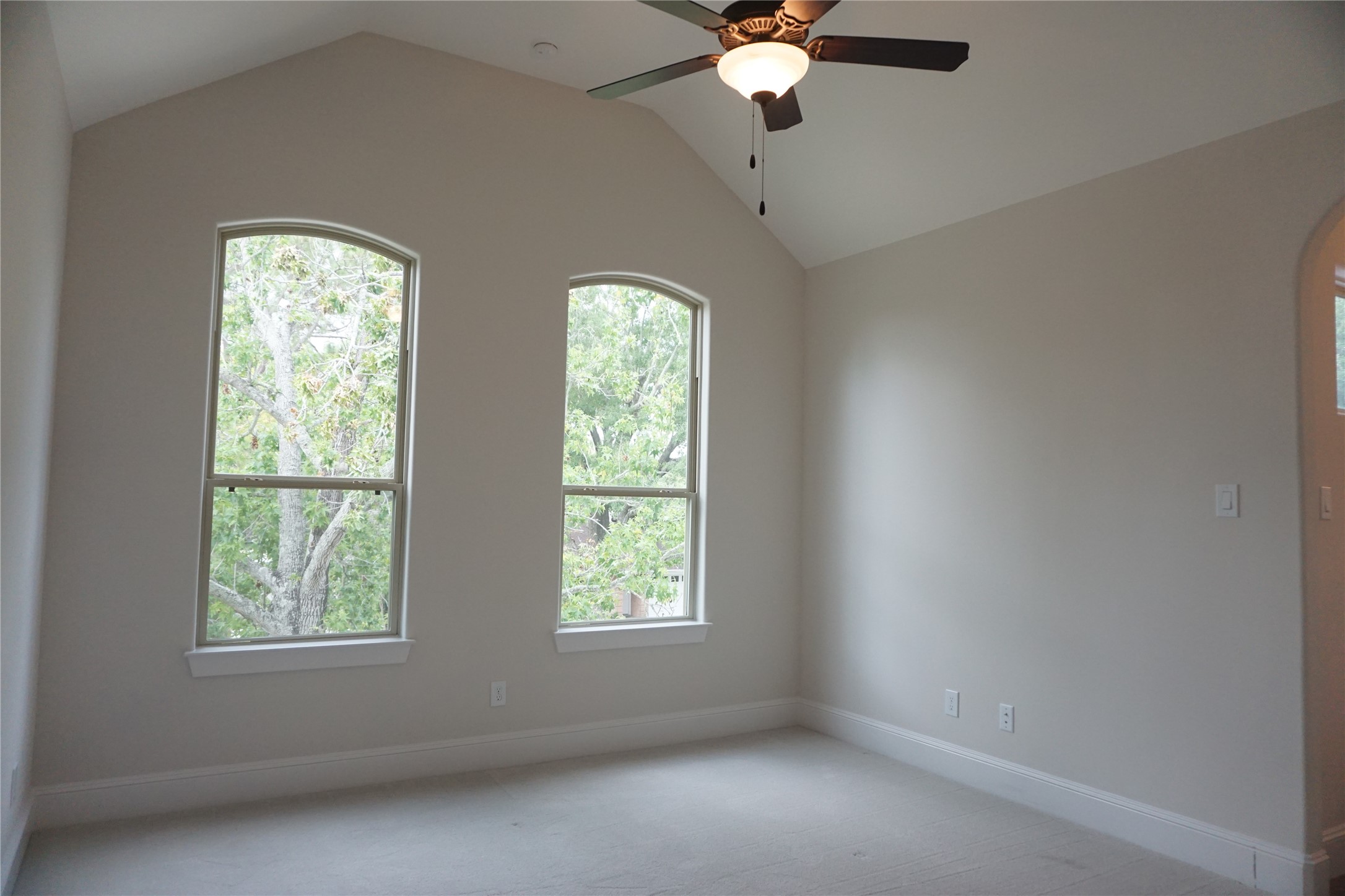 Bedroom 3 - If you have additional questions regarding 5506 Ariel Street  in Houston or would like to tour the property with us call 800-660-1022 and reference MLS# 34676977.