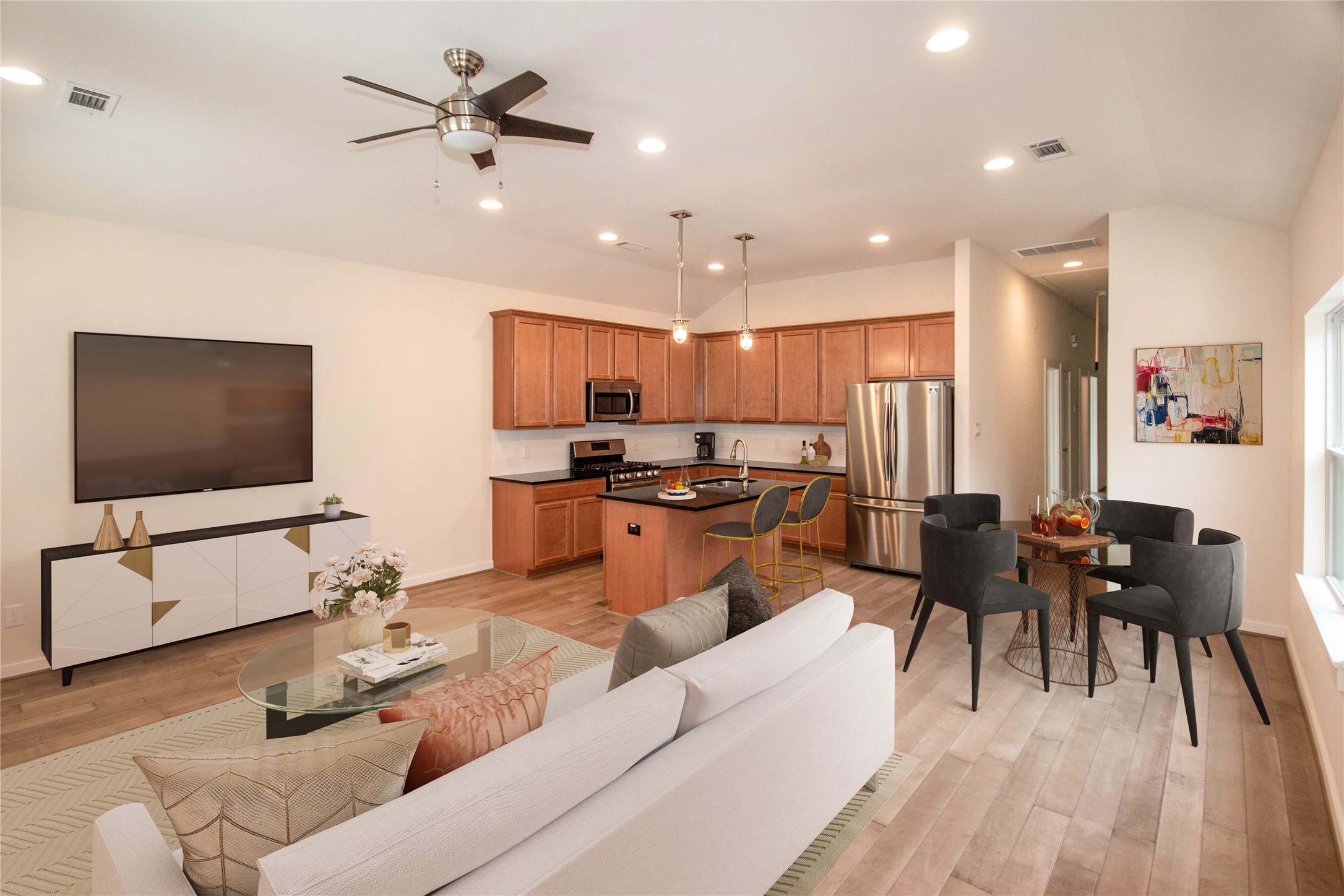 Virtual stage- open concept - If you have additional questions regarding 426 E 41st Street  in Houston or would like to tour the property with us call 800-660-1022 and reference MLS# 11915247.