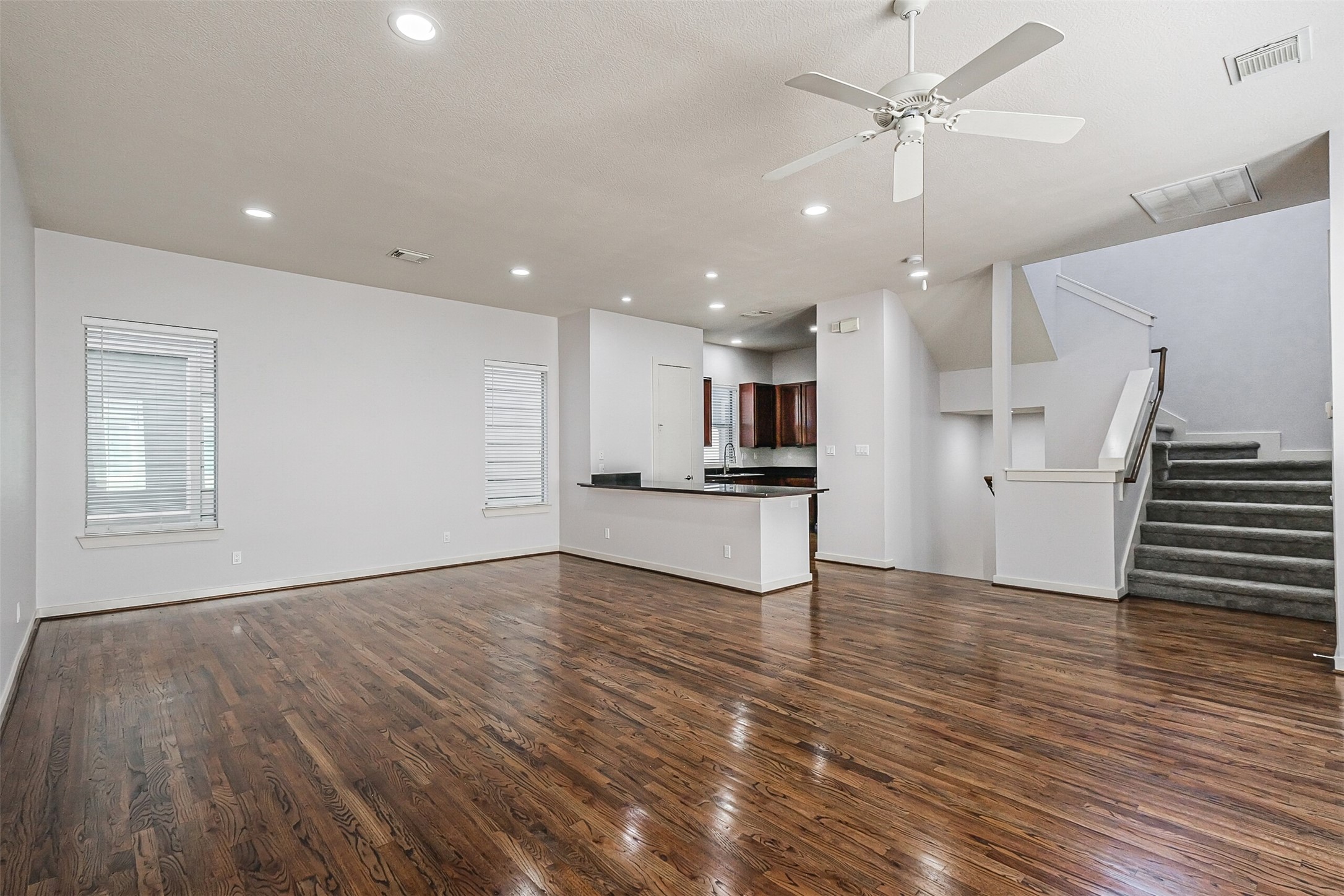 4336 Center Street Street Houston TX 77007
