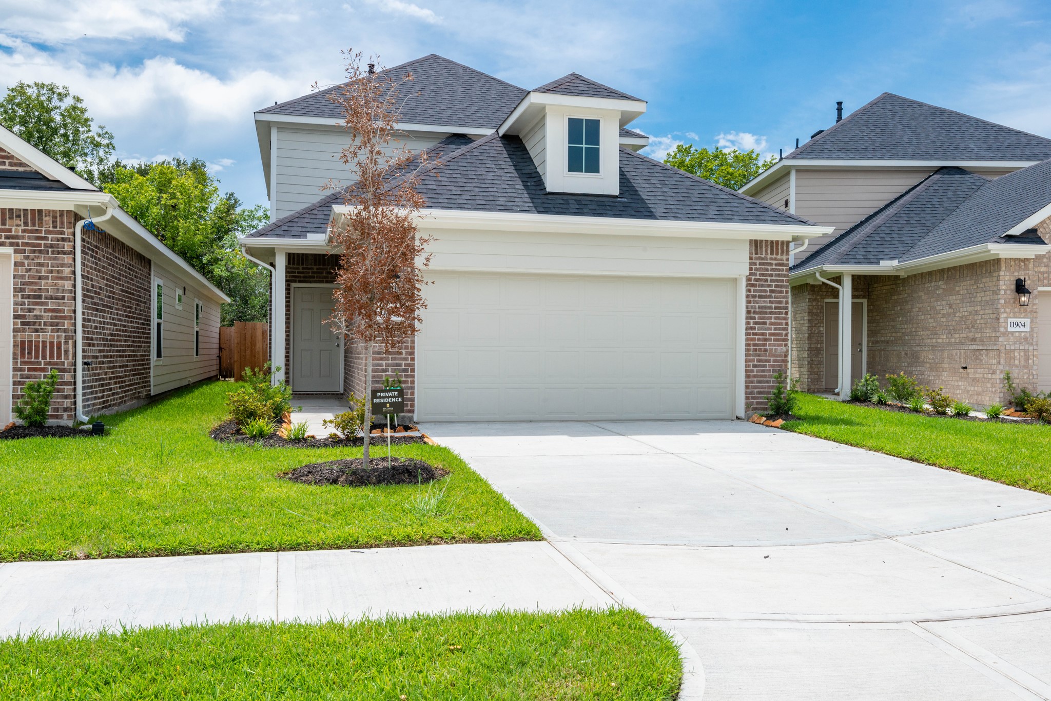 If you have additional questions regarding 11906 Blue Crab Ln Lane  in Houston or would like to tour the property with us call 800-660-1022 and reference MLS# 93042740.