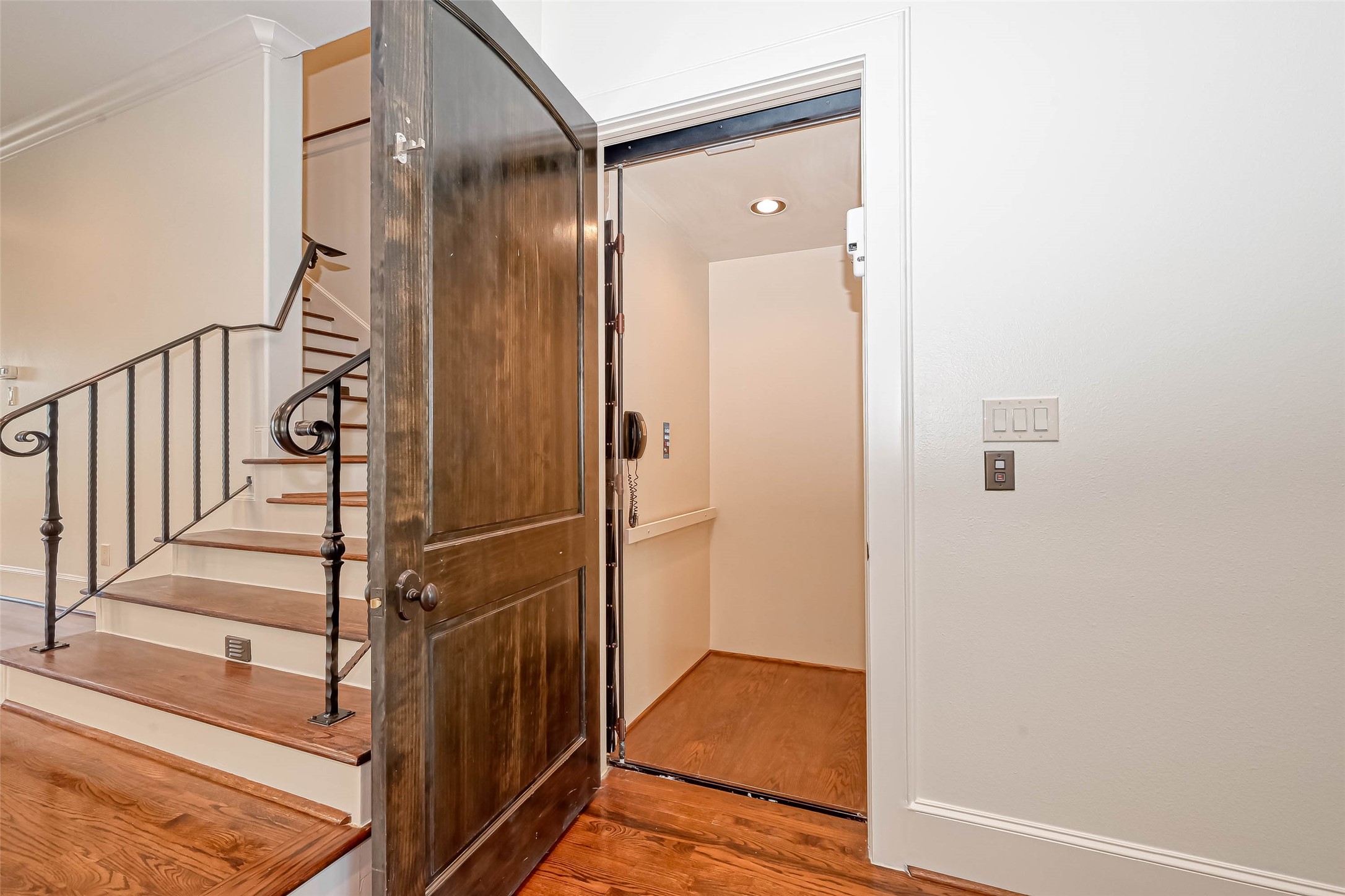 Elevator for convenience - If you have additional questions regarding 6606 Rodrigo Street  in Houston or would like to tour the property with us call 800-660-1022 and reference MLS# 74006082.