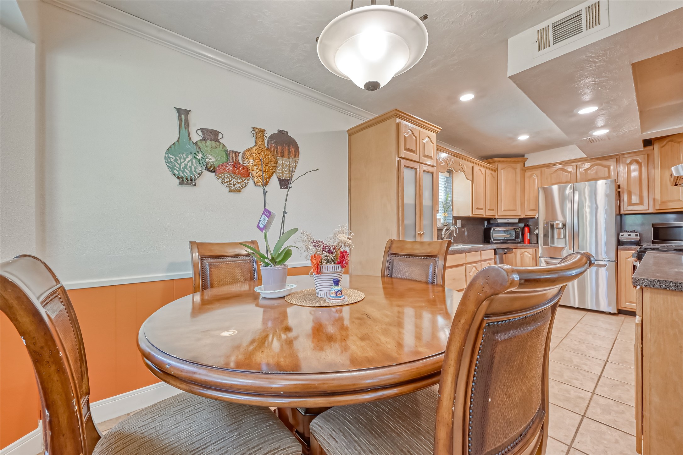 Dining - If you have additional questions regarding 14339 Duncannon Drive  in Houston or would like to tour the property with us call 800-660-1022 and reference MLS# 15964608.