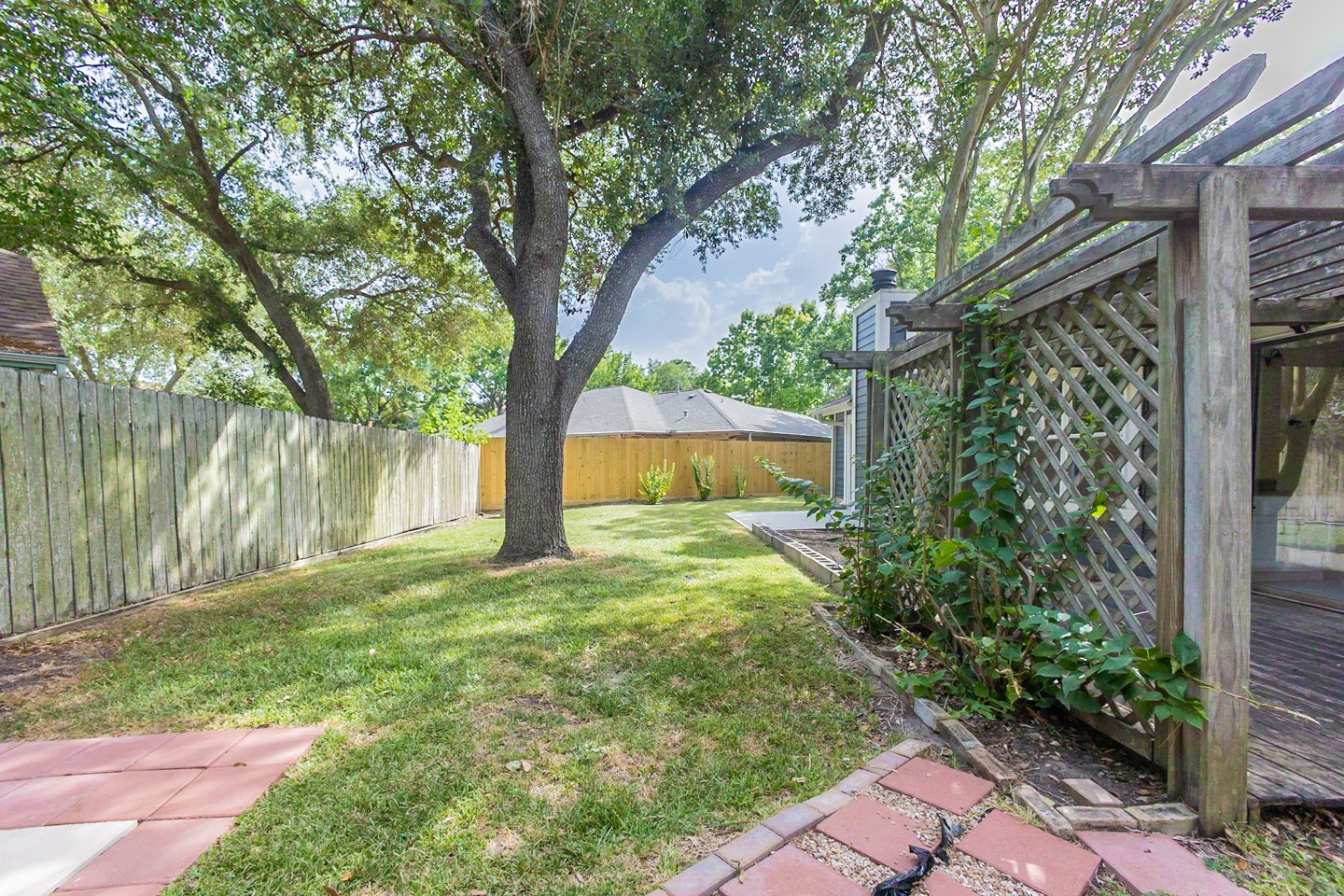 13023 Thatcher Drive Drive Houston TX 77077