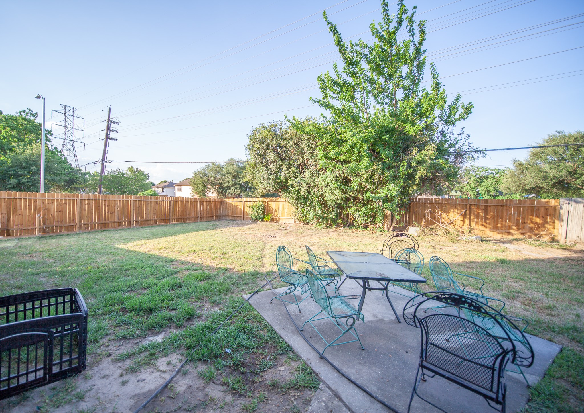 Large backyard - If you have additional questions regarding 12522 Tracelynn Lane  in Houston or would like to tour the property with us call 800-660-1022 and reference MLS# 38665141.