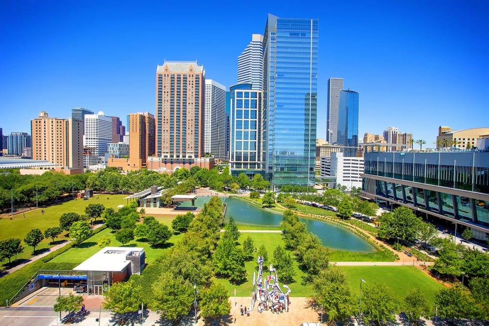 Discovery Green Park full of entertainment, dining, and fun! - If you have additional questions regarding 815 Bringhurst Street  in Houston or would like to tour the property with us call 800-660-1022 and reference MLS# 48363341.
