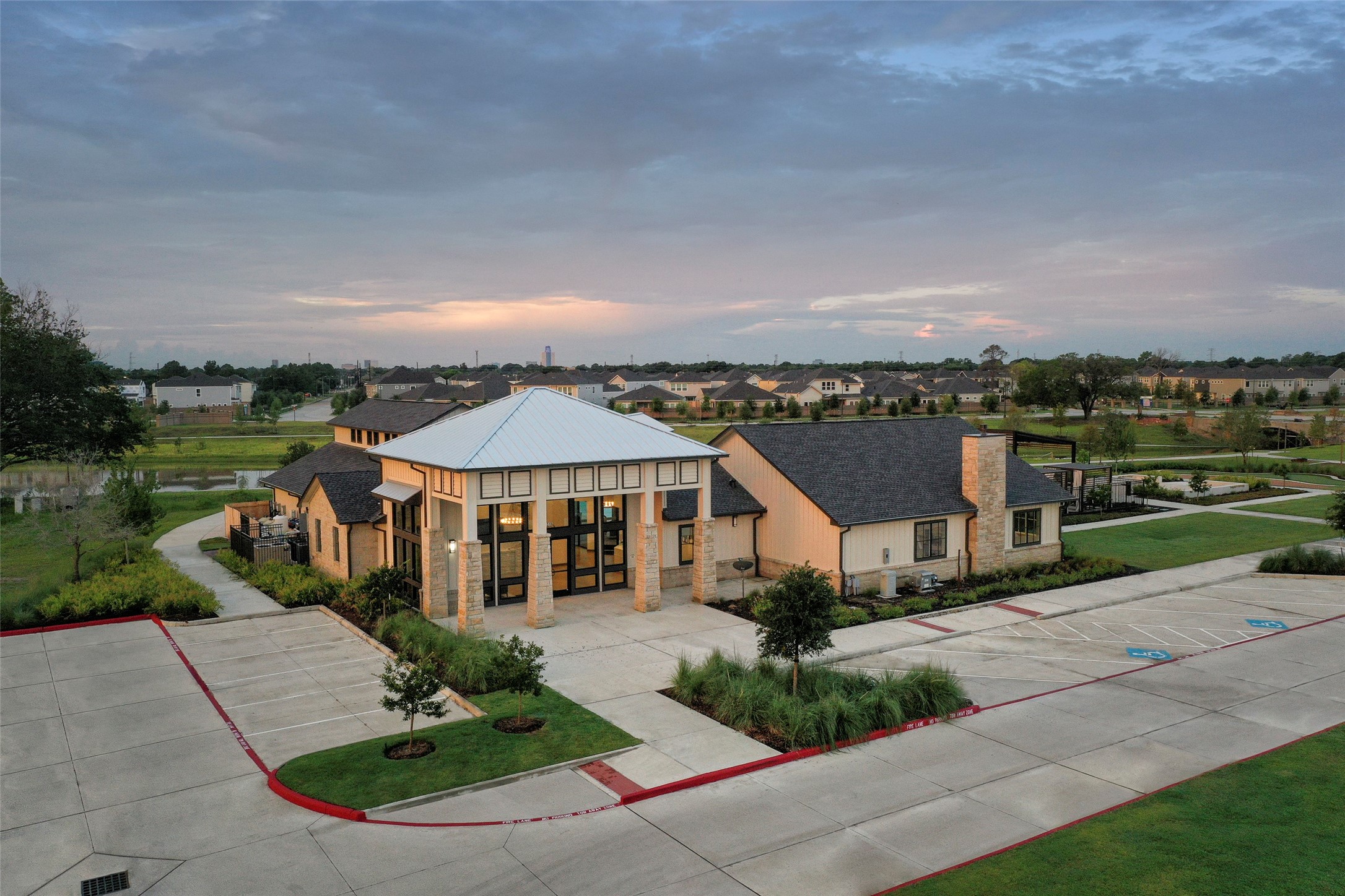 9812 Rugged Oaks Drive Drive Houston TX 77080