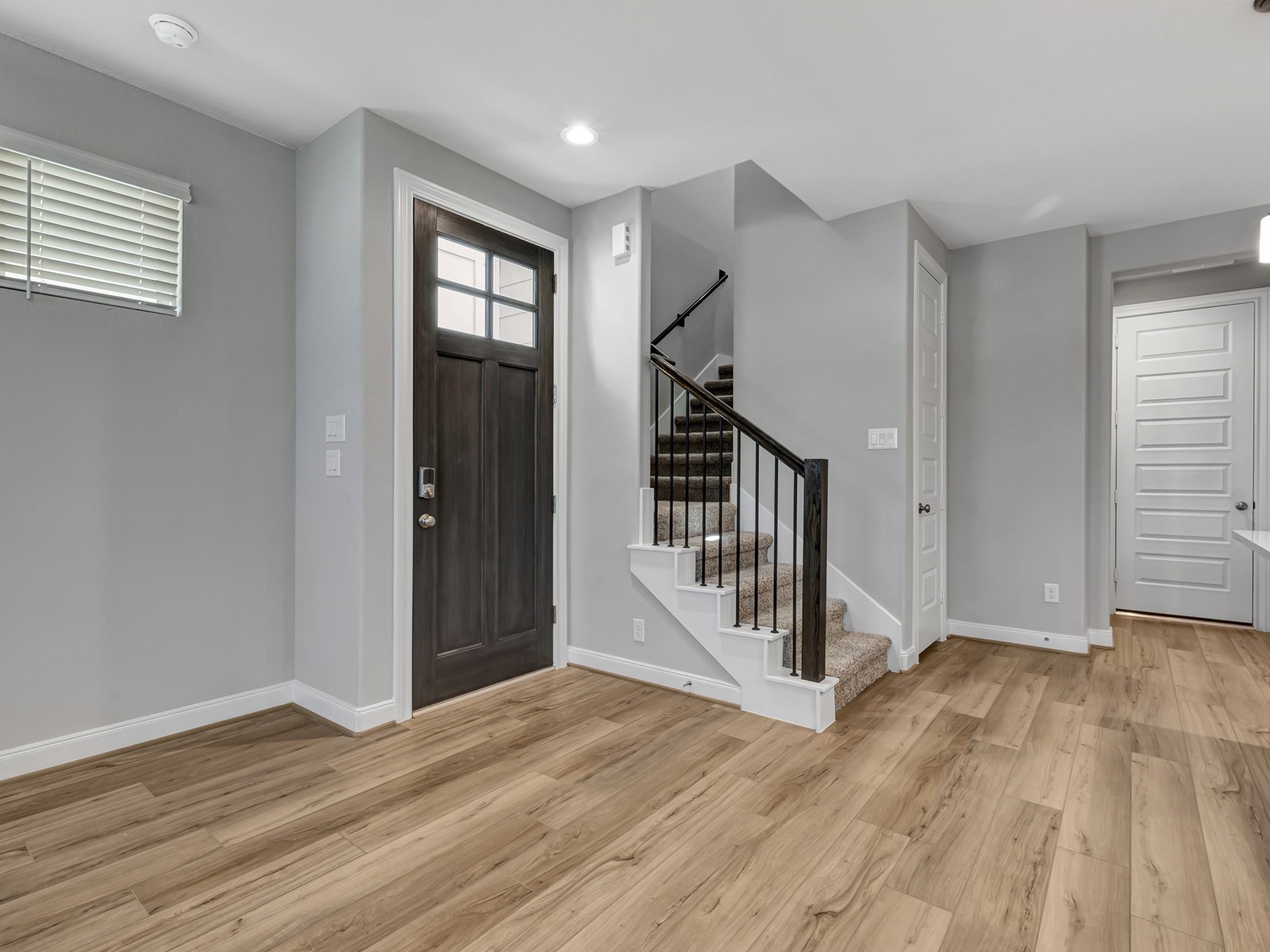 9828 Rugged Oaks Drive Drive Houston TX 77080