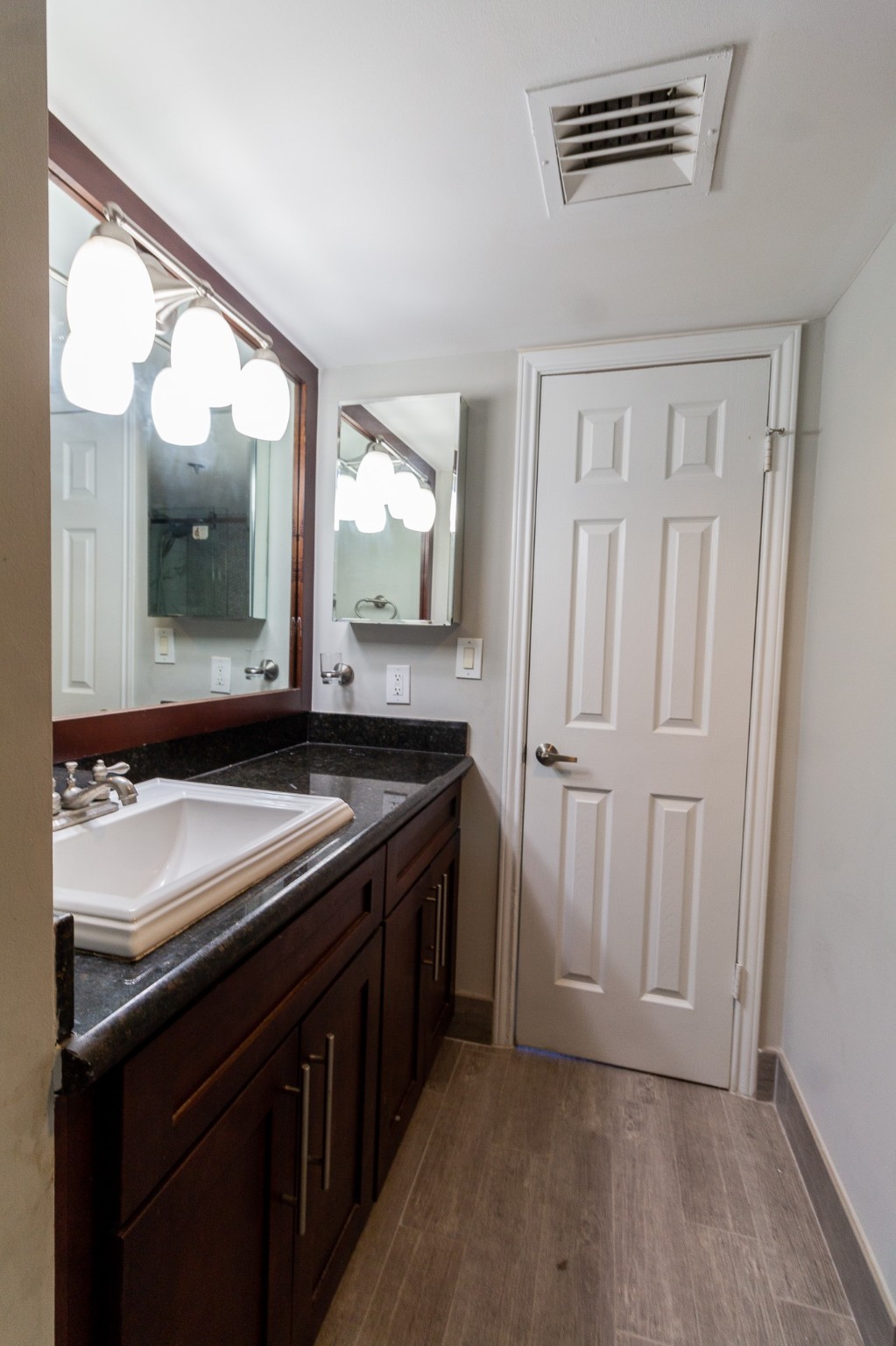 3525 Sage Road Road Houston TX 77056