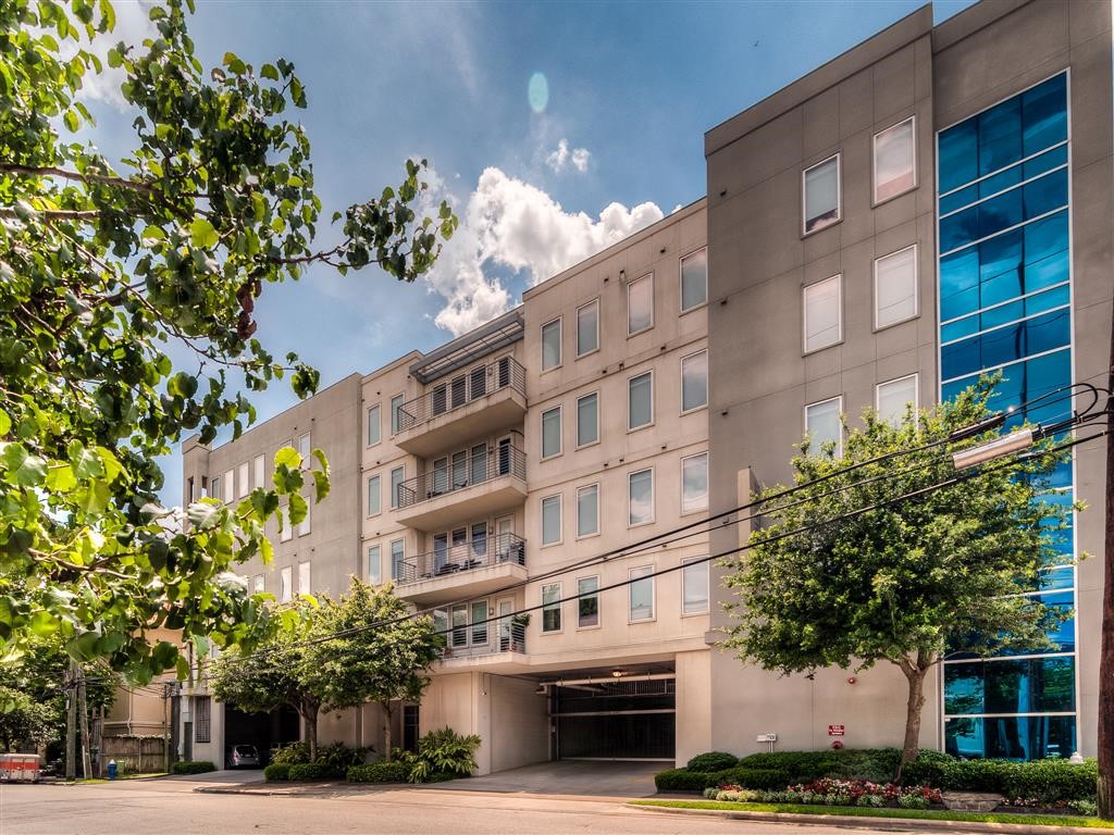 If you have additional questions regarding 505 Jackson Hill Street  in Houston or would like to tour the property with us call 800-660-1022 and reference MLS# 44780143.