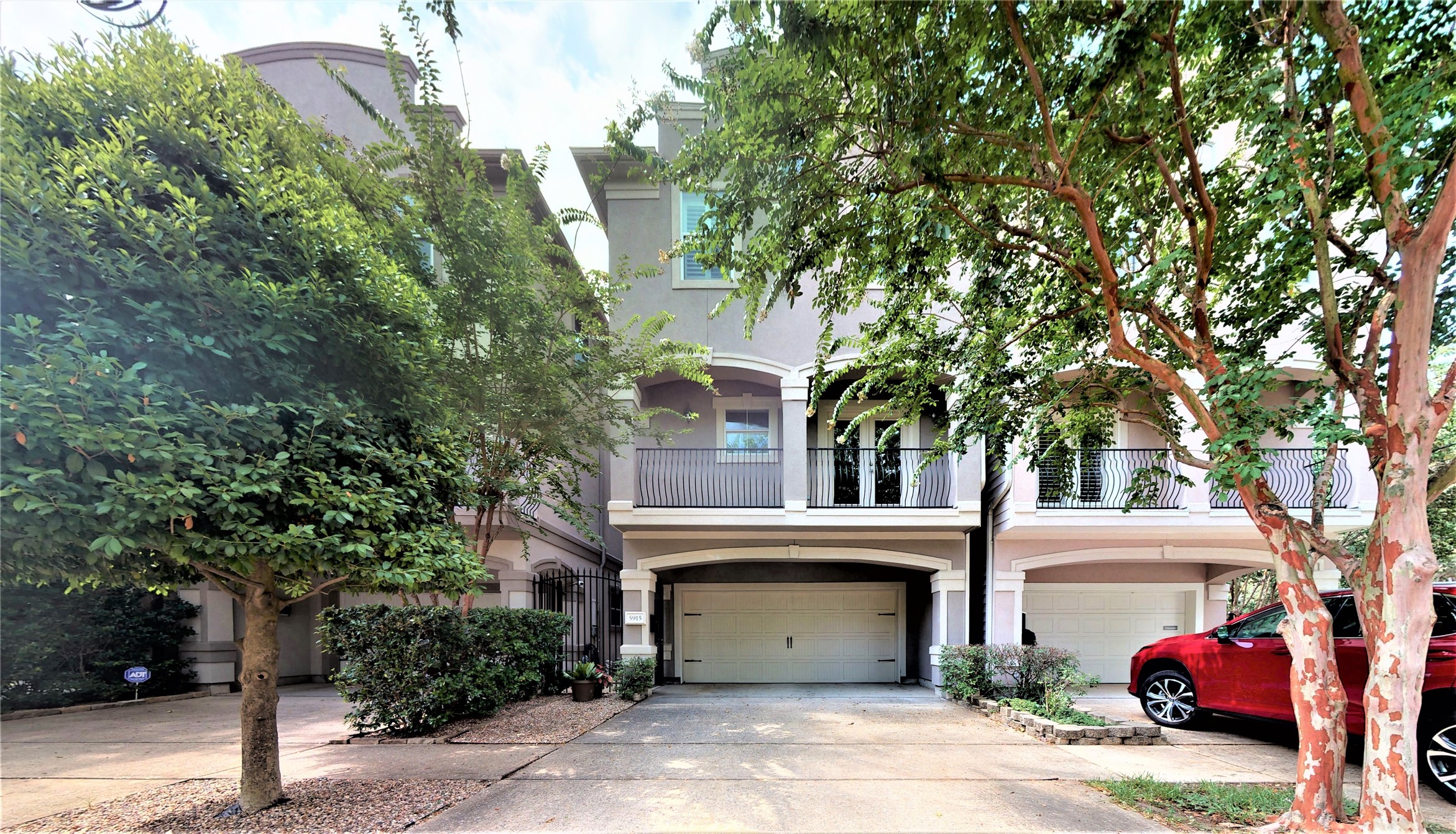 If you have additional questions regarding 5915 Schuler Street  in Houston or would like to tour the property with us call 800-660-1022 and reference MLS# 34334166.