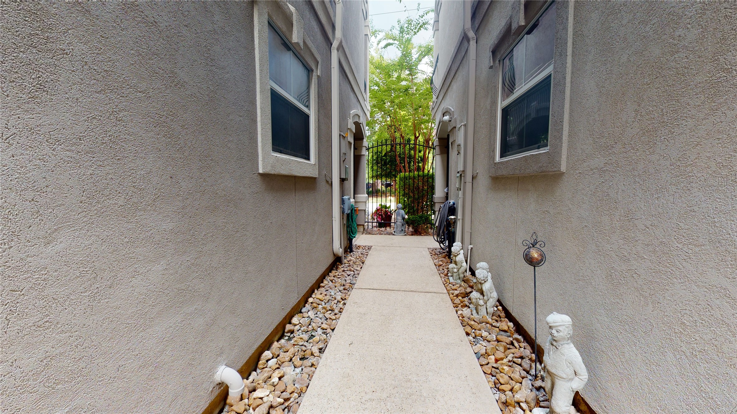 5915 Schuler Street Street Houston TX 77007