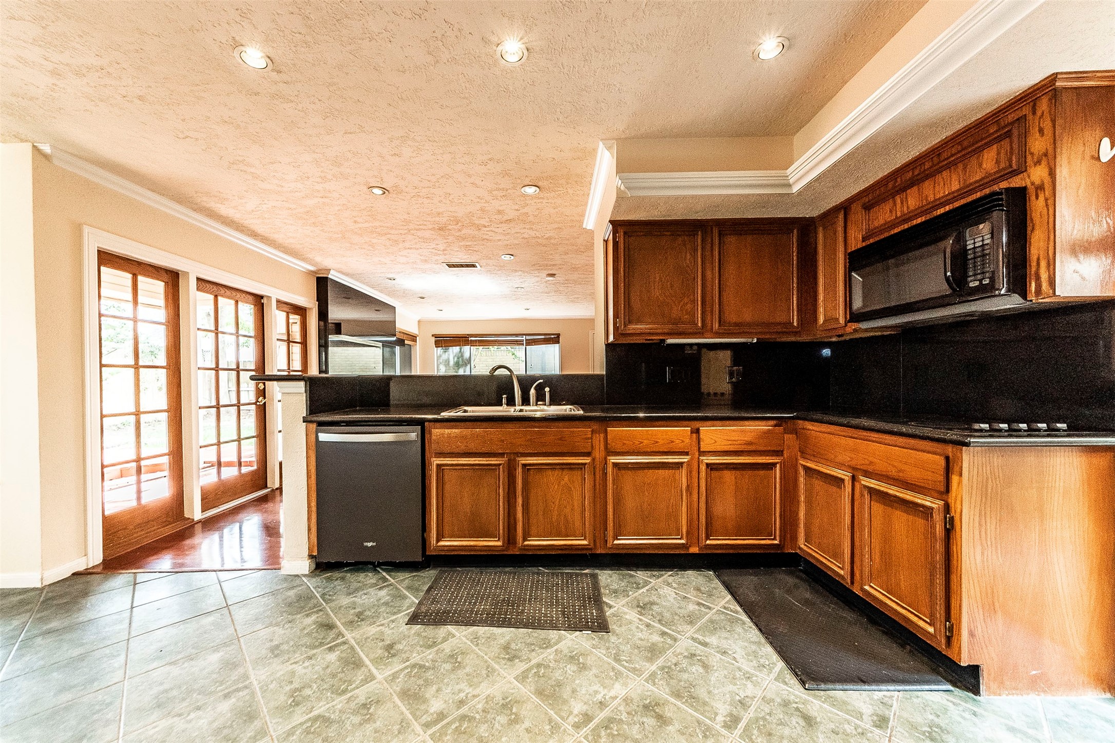 Granite counters - If you have additional questions regarding 1607 Beaconshire Road  in Houston or would like to tour the property with us call 800-660-1022 and reference MLS# 64892069.