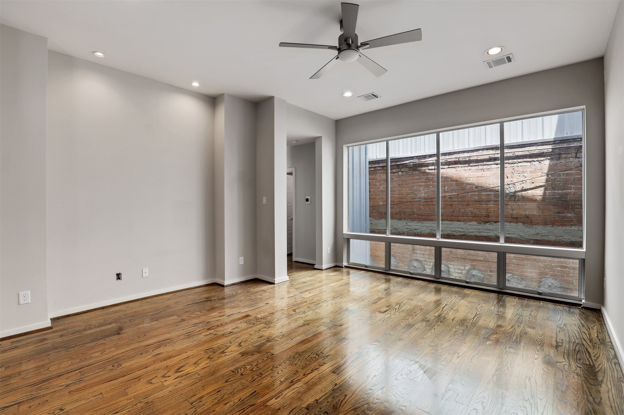 1601 W Webster Street Street Houston TX 77019