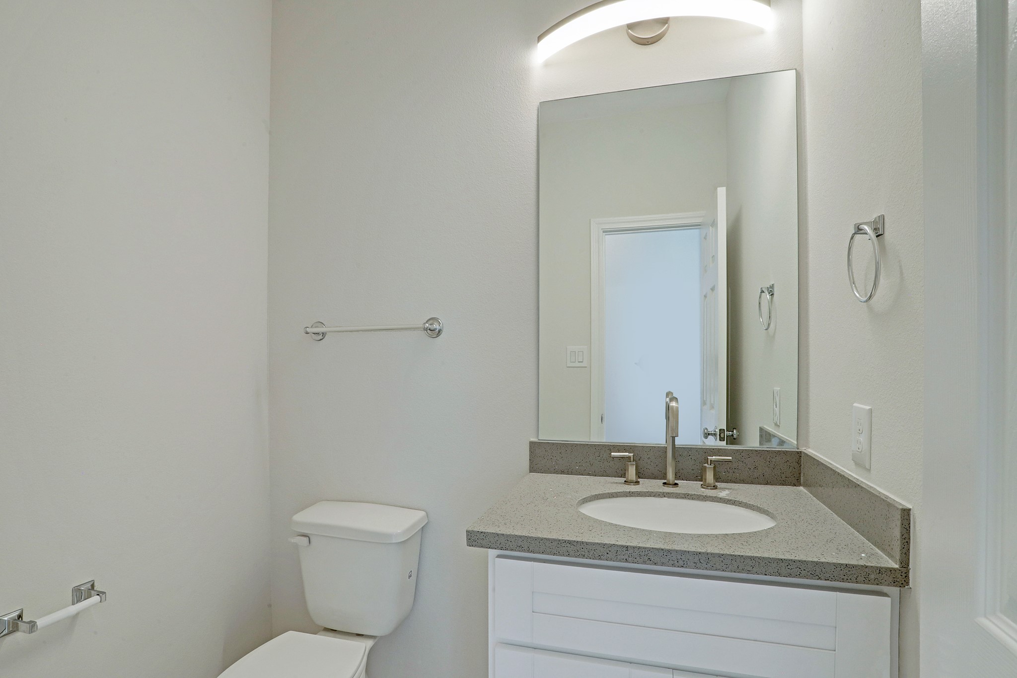 Utility room. - If you have additional questions regarding 8106 James Franklin Street  in Houston or would like to tour the property with us call 800-660-1022 and reference MLS# 70741946.