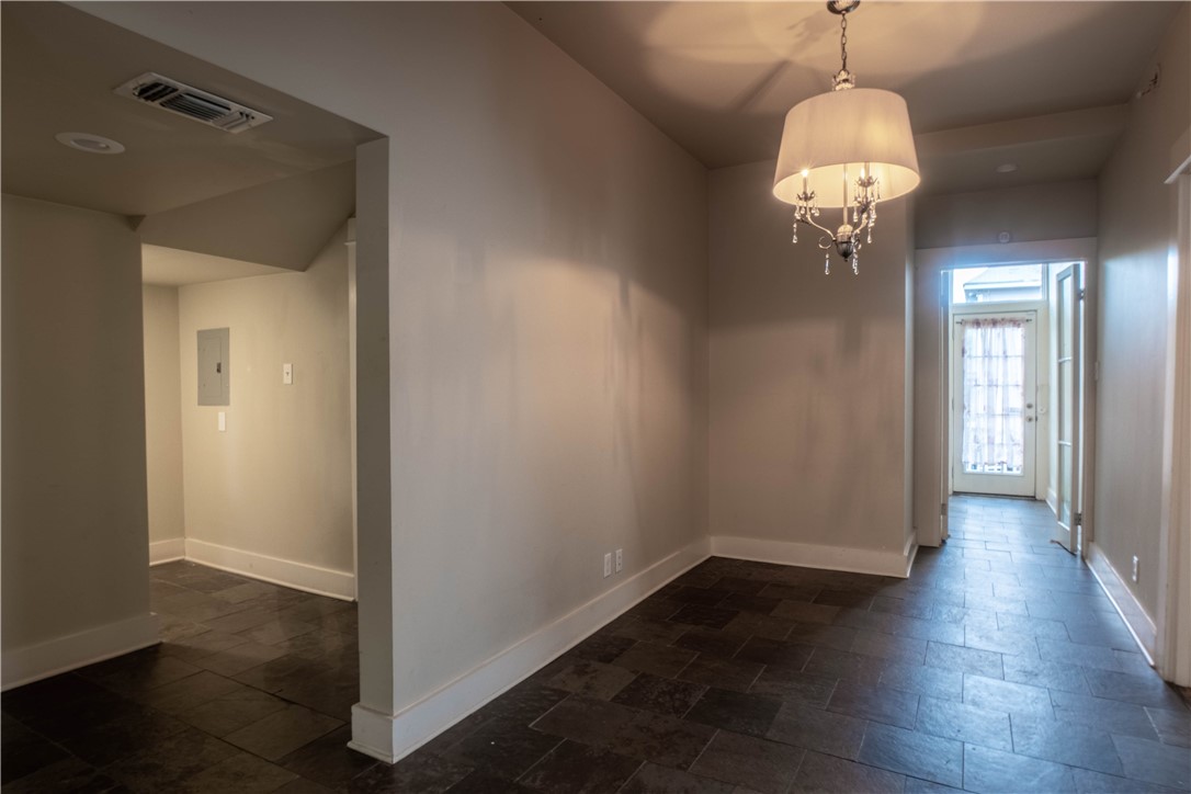 If you have additional questions regarding 2620 N Main Avenue  in San Antonio or would like to tour the property with us call 800-660-1022 and reference MLS# 3479625.