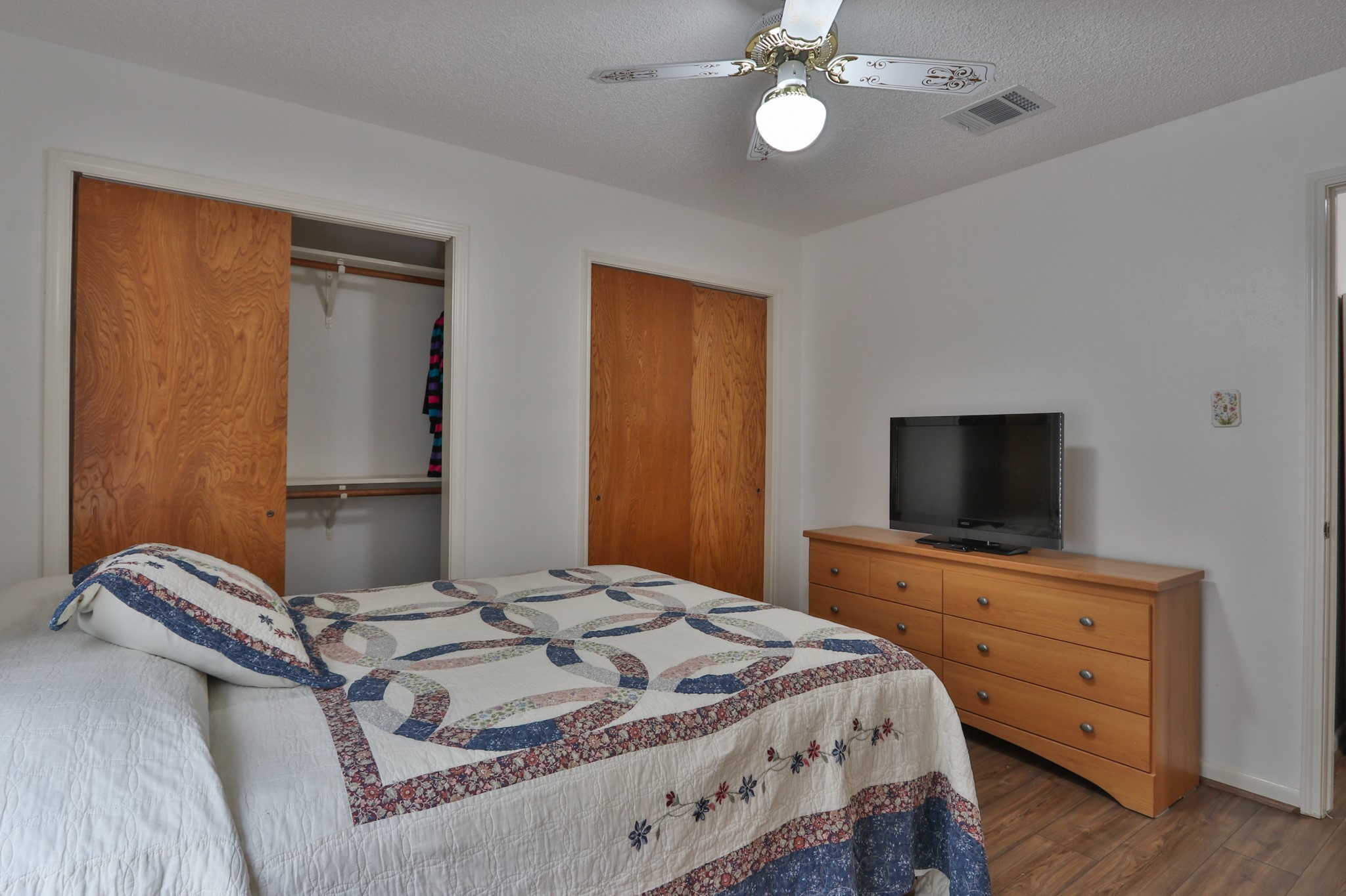 2nd Bedroom - If you have additional questions regarding 15907 Cavendish Drive  in Houston or would like to tour the property with us call 800-660-1022 and reference MLS# 57134313.