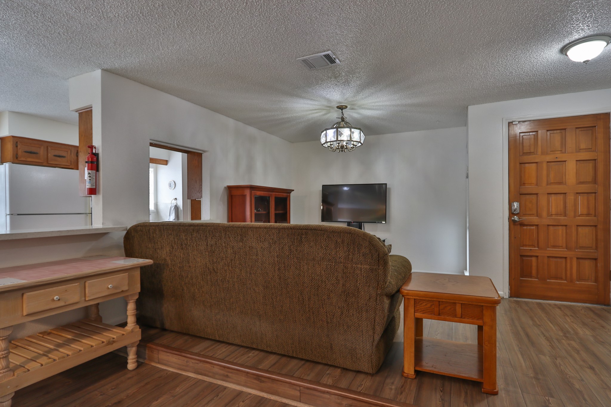 View to formal Dining - If you have additional questions regarding 15907 Cavendish Drive  in Houston or would like to tour the property with us call 800-660-1022 and reference MLS# 57134313.