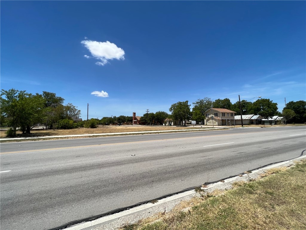 If you have additional questions regarding 707 S Main Street  in Taylor or would like to tour the property with us call 800-660-1022 and reference MLS# 8013737.