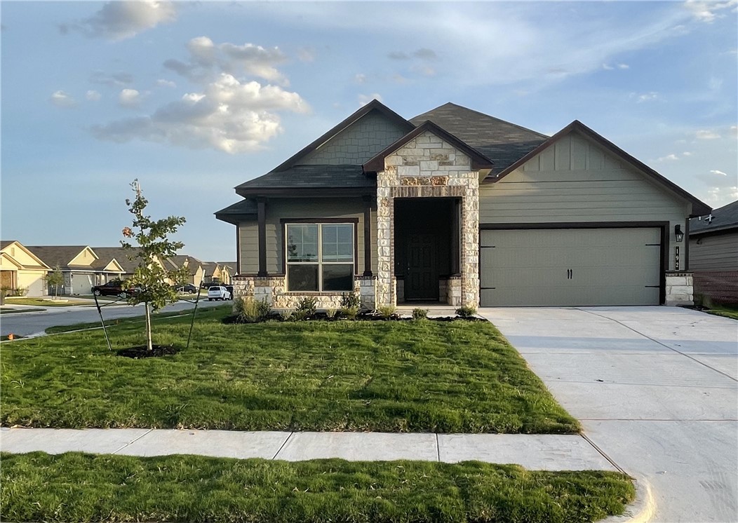 If you have additional questions regarding 192 Bethann Loop  in Taylor or would like to tour the property with us call 800-660-1022 and reference MLS# 6363864.