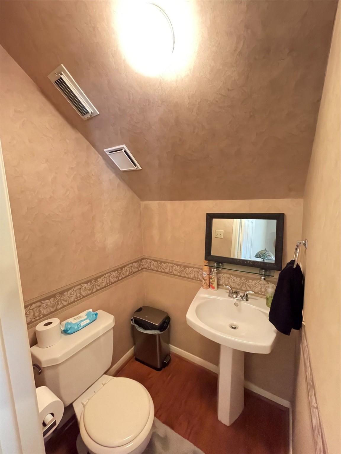 14323 Sandalfoot Street Street Houston TX 77095