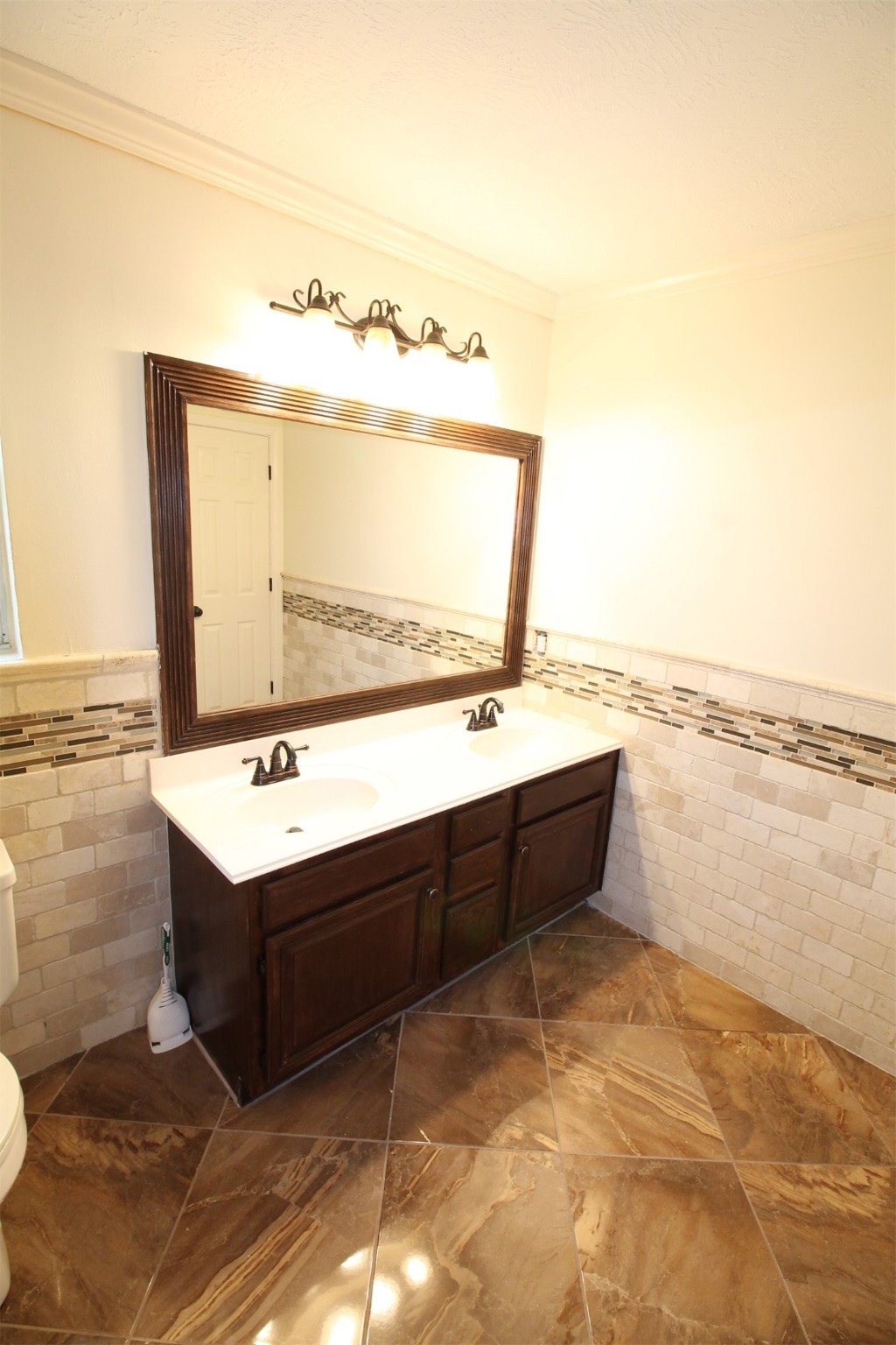 14323 Sandalfoot Street Street Houston TX 77095