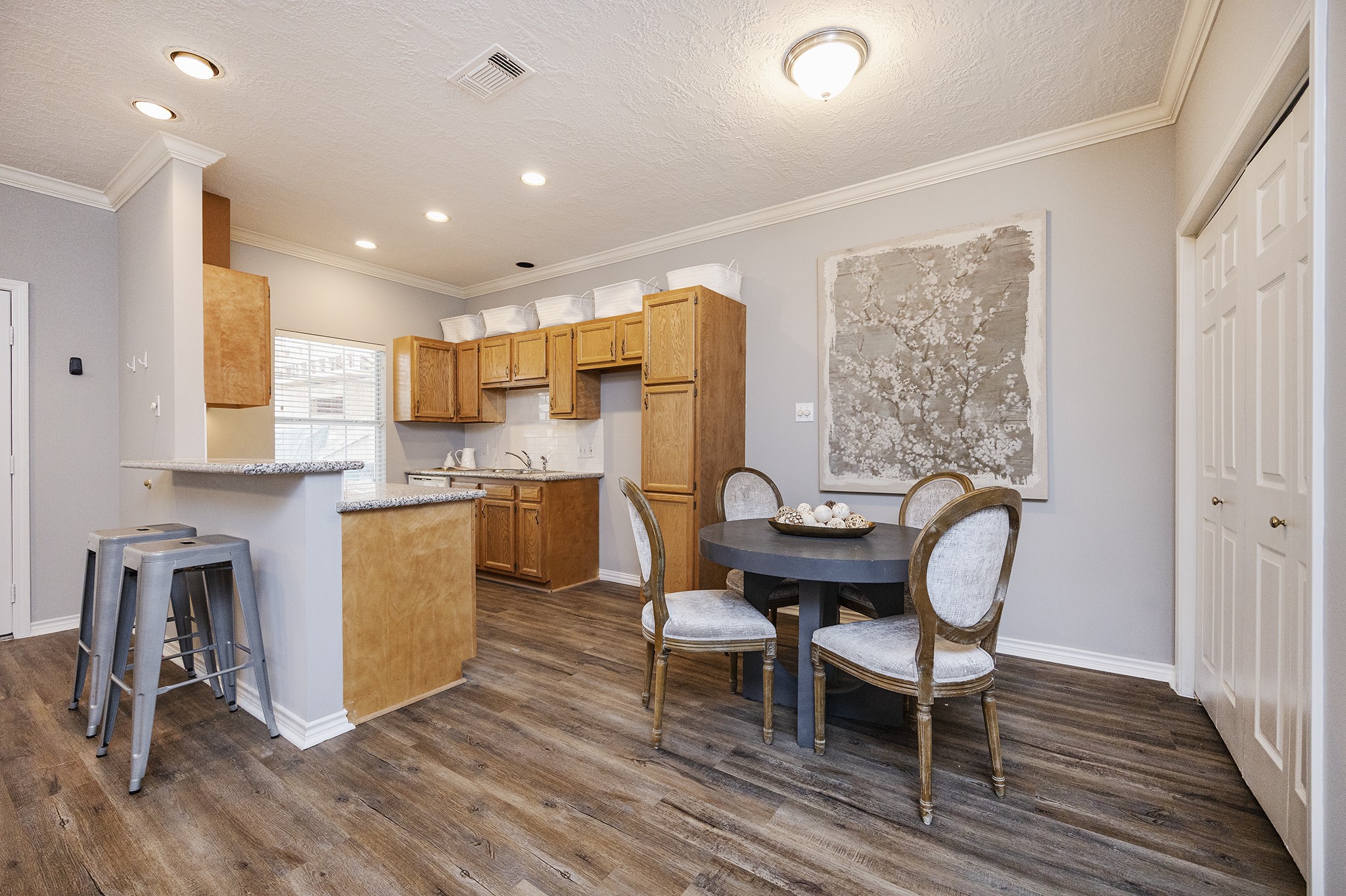 814 Fisher Street Street Houston TX 77018
