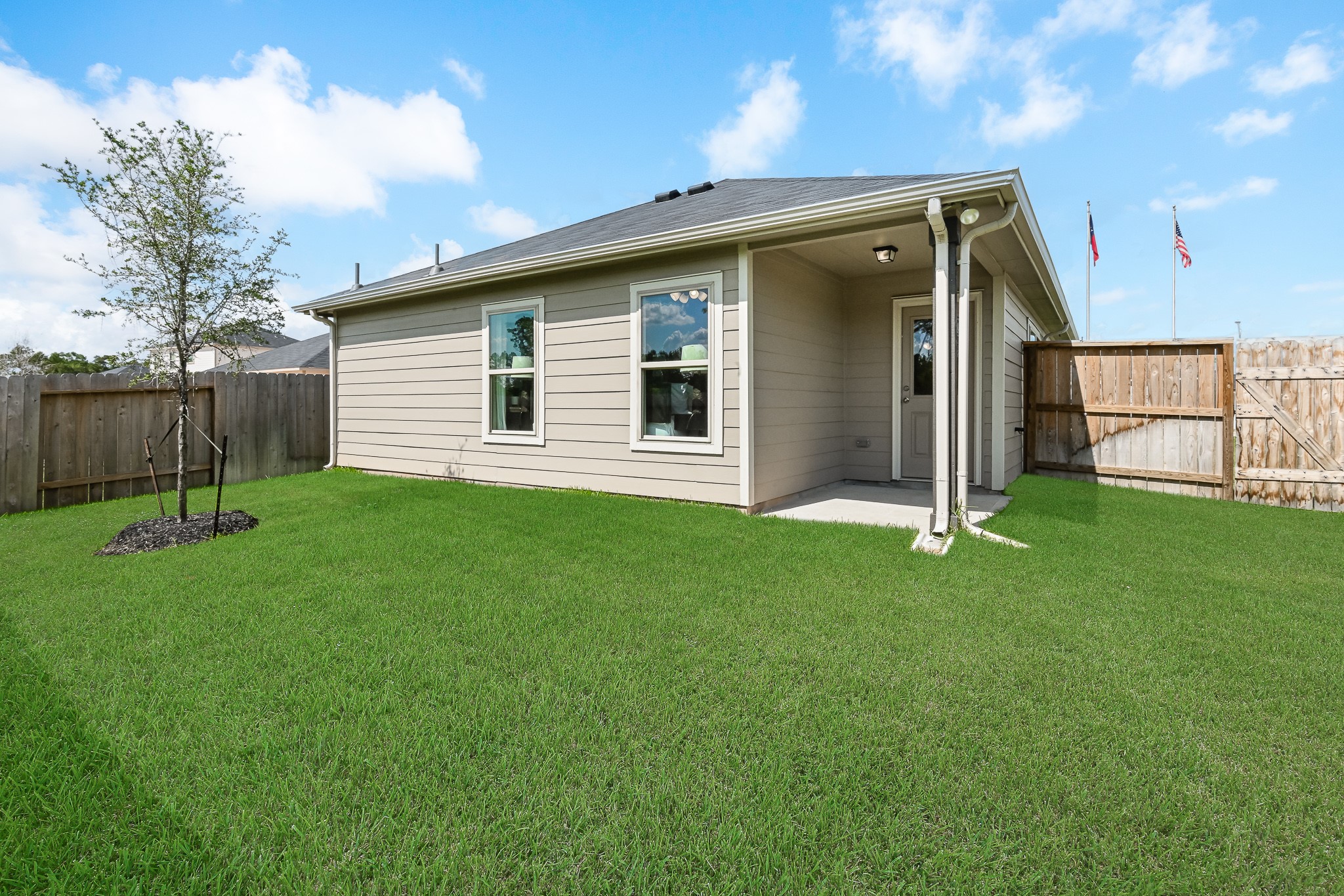 Representative photo of home plan - If you have additional questions regarding 10511 Red Orchid Drive  in Houston or would like to tour the property with us call 800-660-1022 and reference MLS# 89003511.