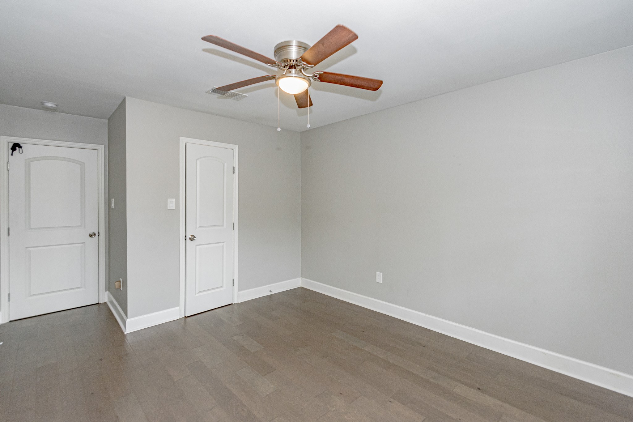 bedroom 4 - If you have additional questions regarding 10306 Willowisp Drive  in Houston or would like to tour the property with us call 800-660-1022 and reference MLS# 48587210.