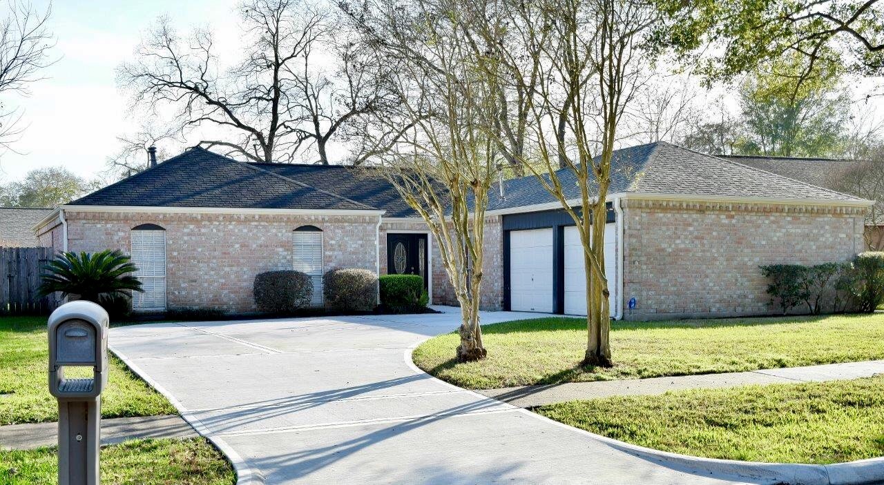 If you have additional questions regarding 13723 Ella Lee Lane  in Houston or would like to tour the property with us call 800-660-1022 and reference MLS# 60365775.