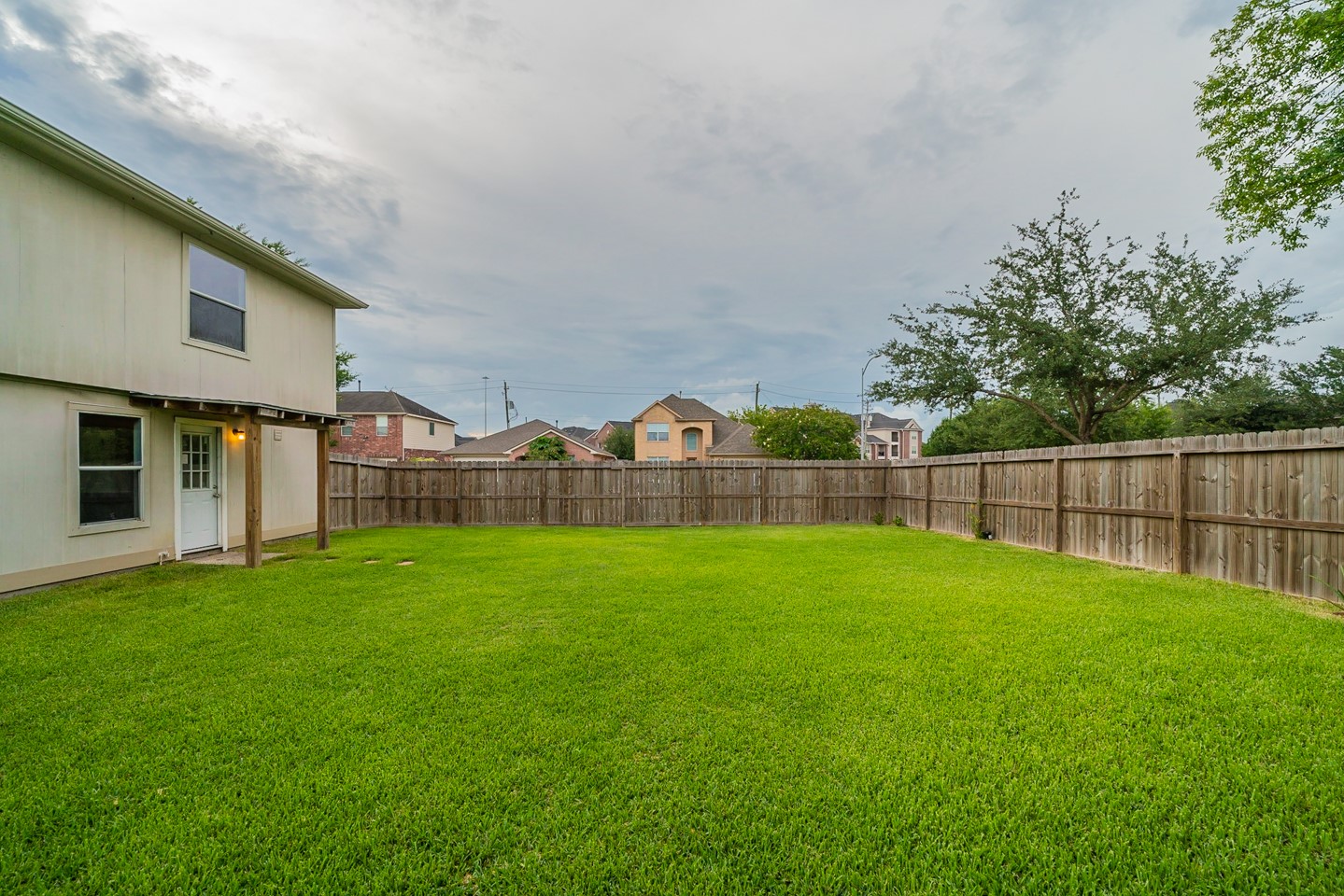 If you have additional questions regarding 10703 Marigold Glen Way  in Houston or would like to tour the property with us call 800-660-1022 and reference MLS# 68942269.