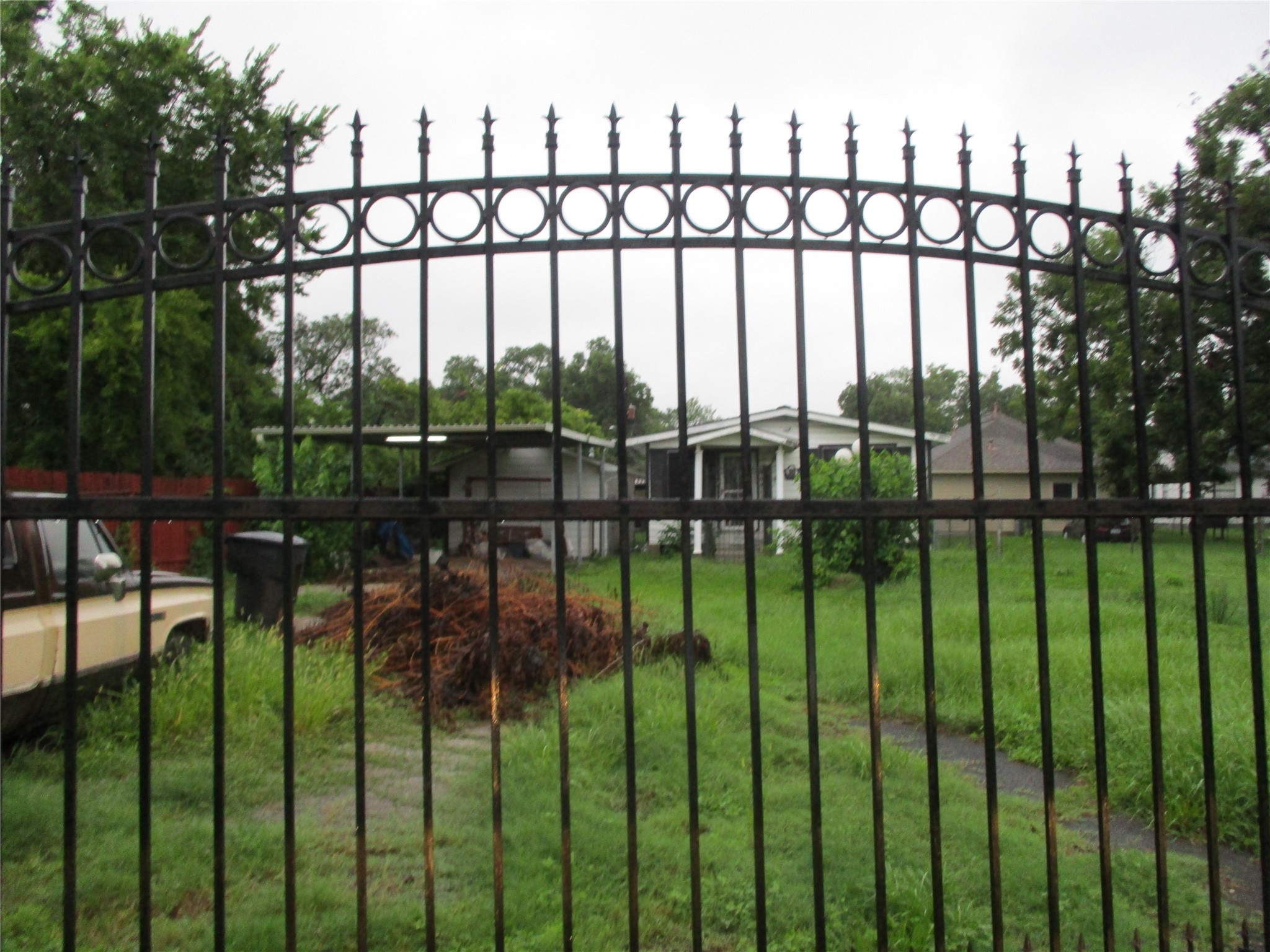 Back gate - If you have additional questions regarding 4302 E Toliver Street  in Houston or would like to tour the property with us call 800-660-1022 and reference MLS# 94181230.